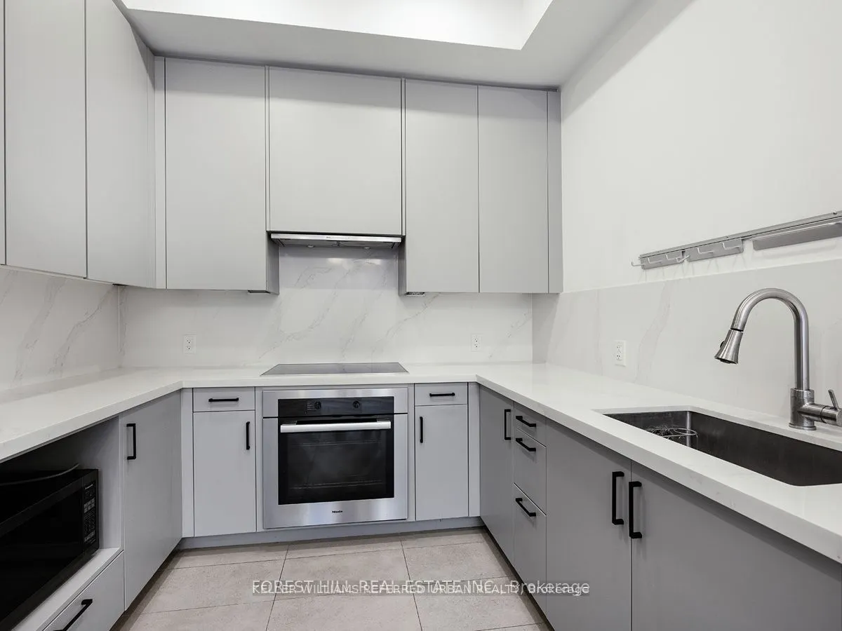 18 Greenbriar Road #3