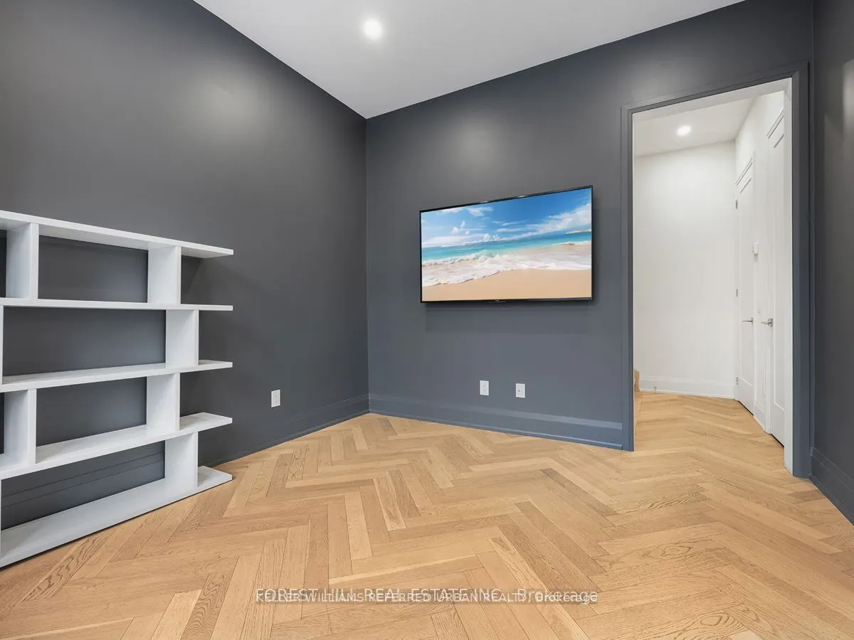 18 Greenbriar Road #3