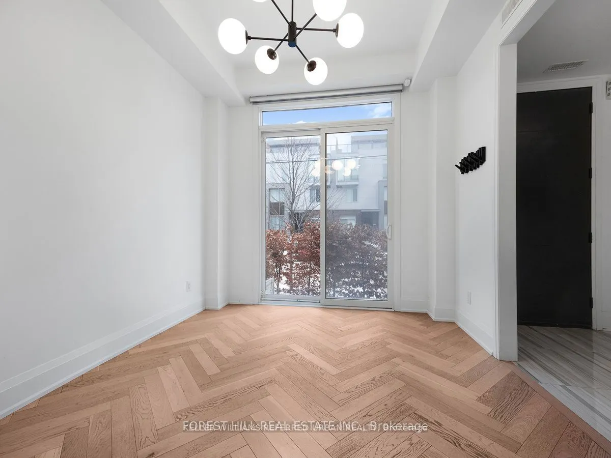 18 Greenbriar Road #3