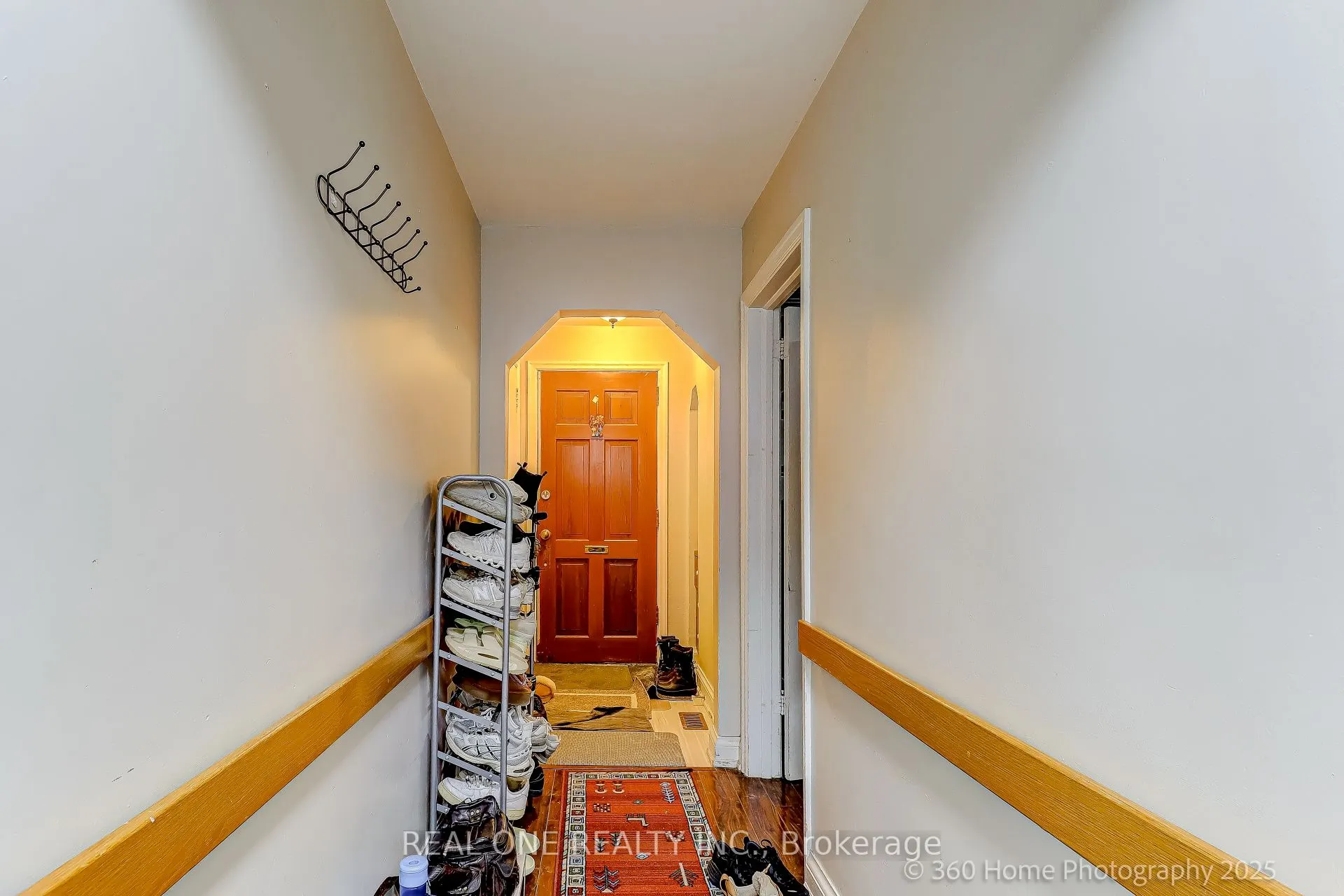 212 Cummer Avenue