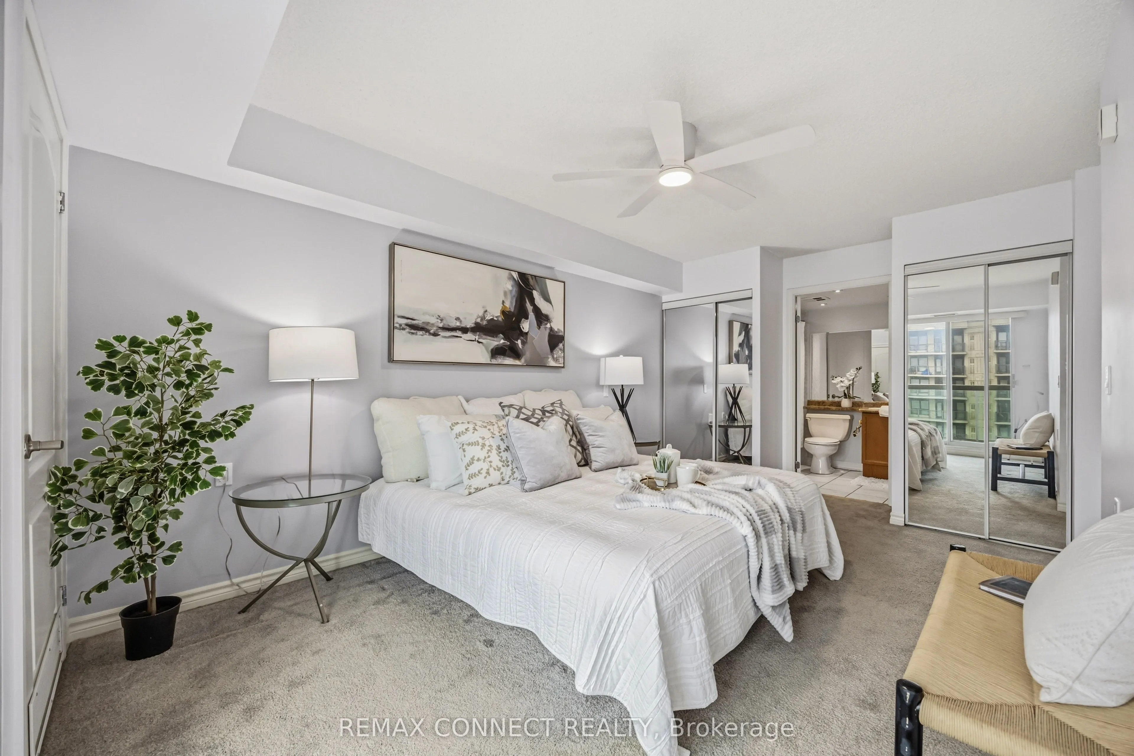 890 Sheppard Avenue W #504