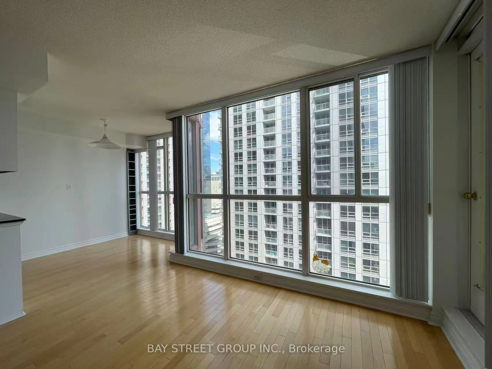 736 Bay Street #1910