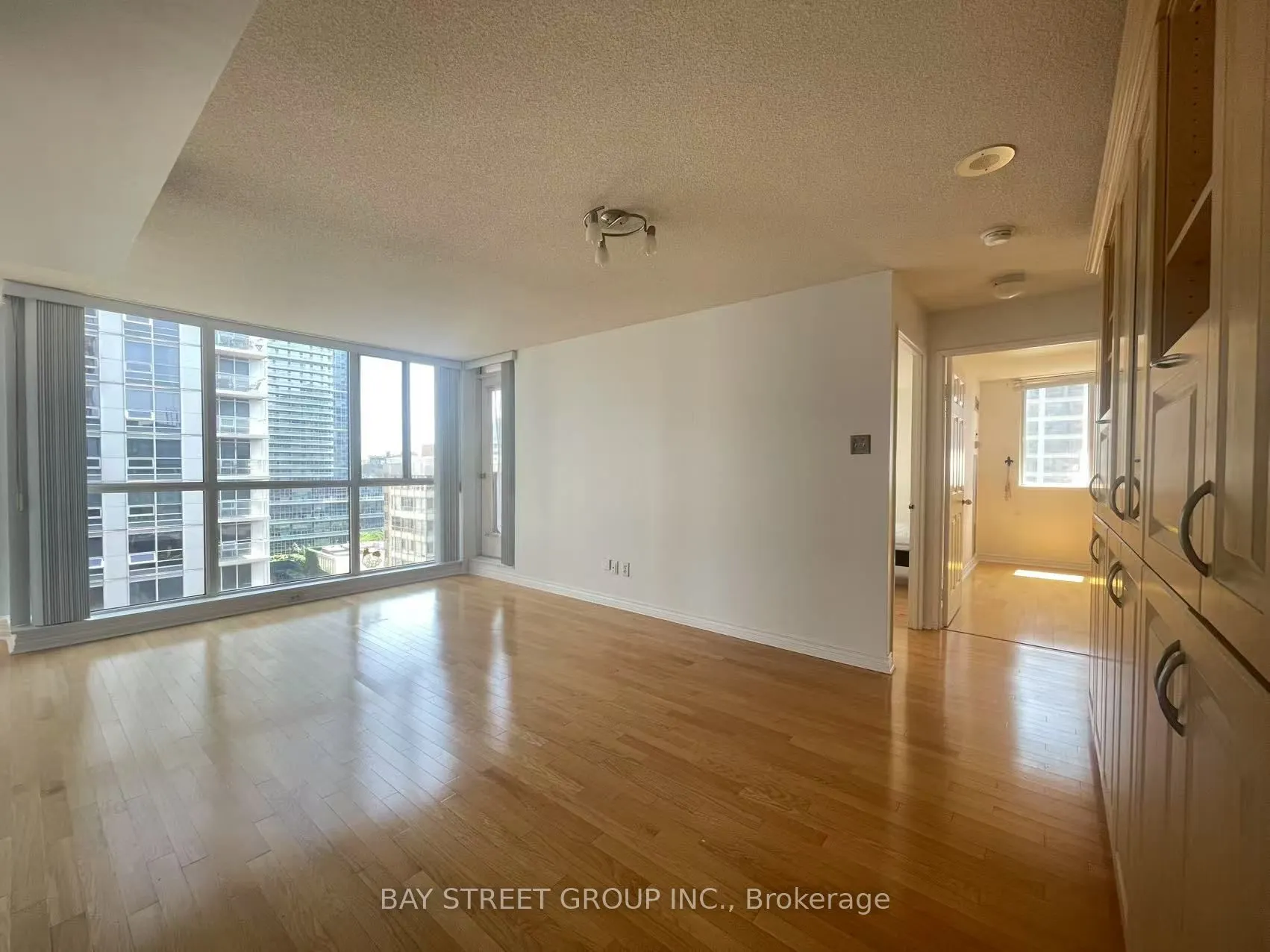 736 Bay Street #1910