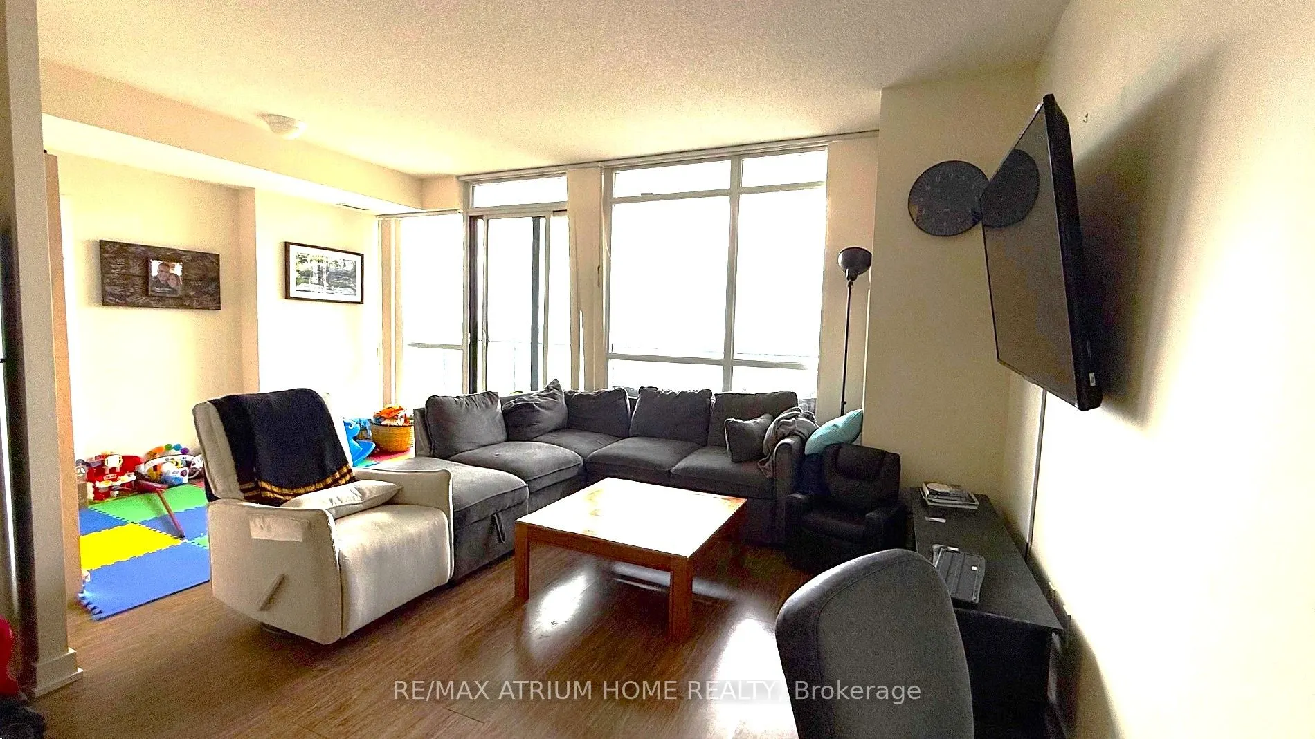 29 Singer Court #2605