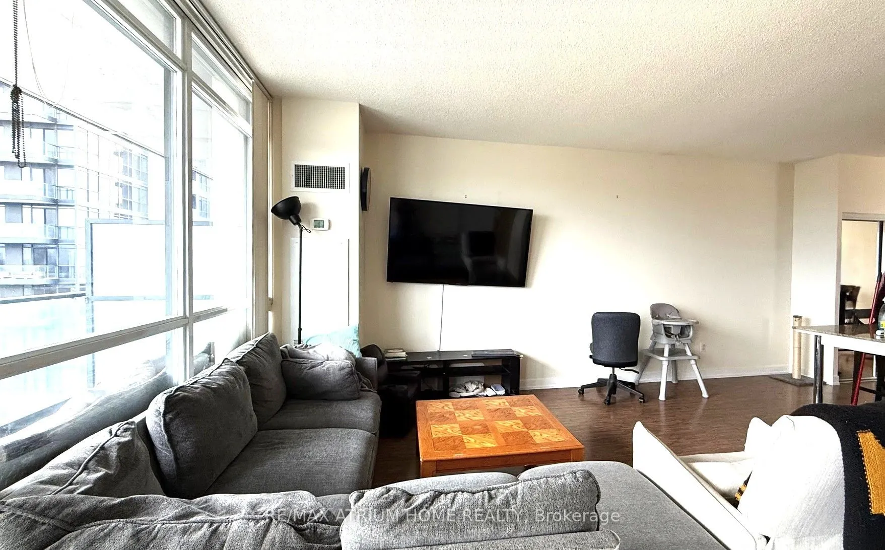 29 Singer Court #2605