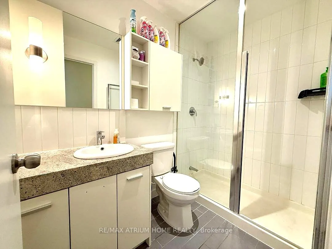 29 Singer Court #2605