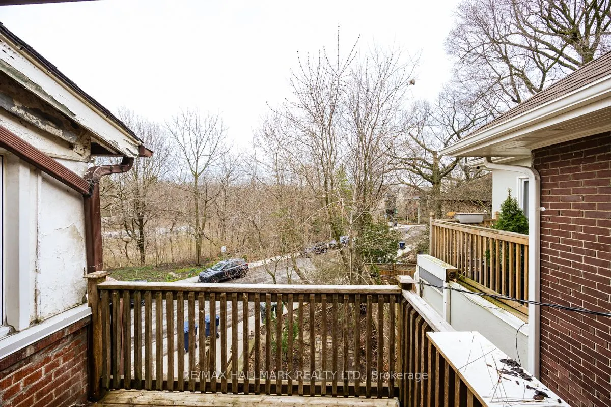 167 Welland Avenue