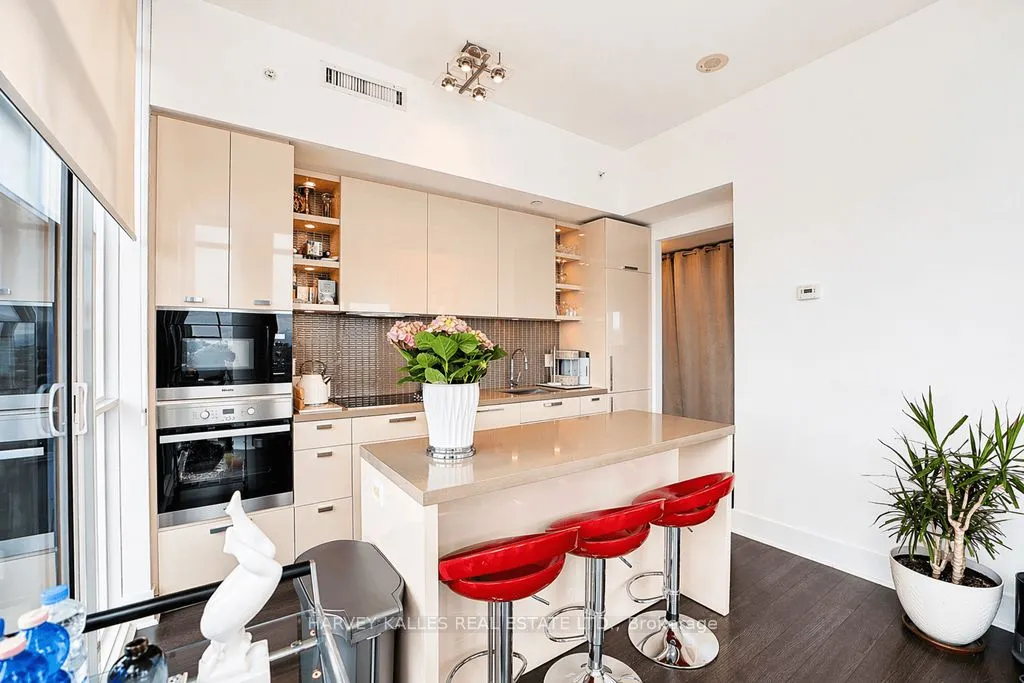 32 Davenport Road #2603