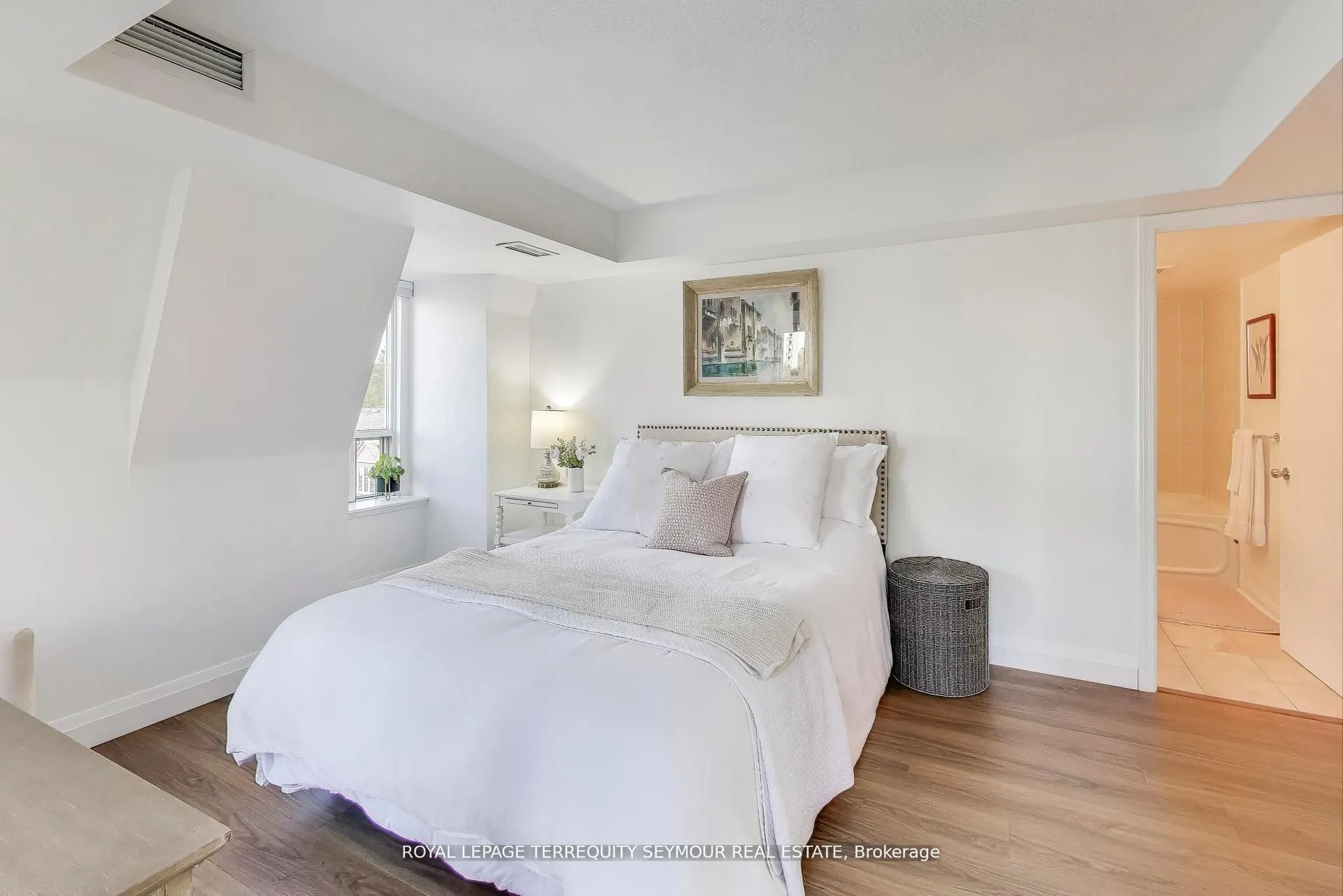 139 Merton Street #448