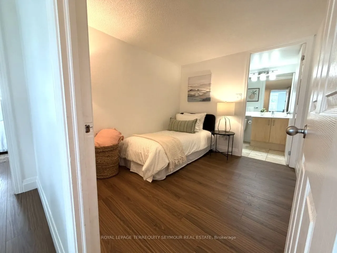 139 Merton Street #448