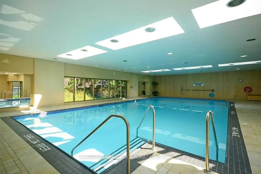 61 St Clair Avenue W #505
