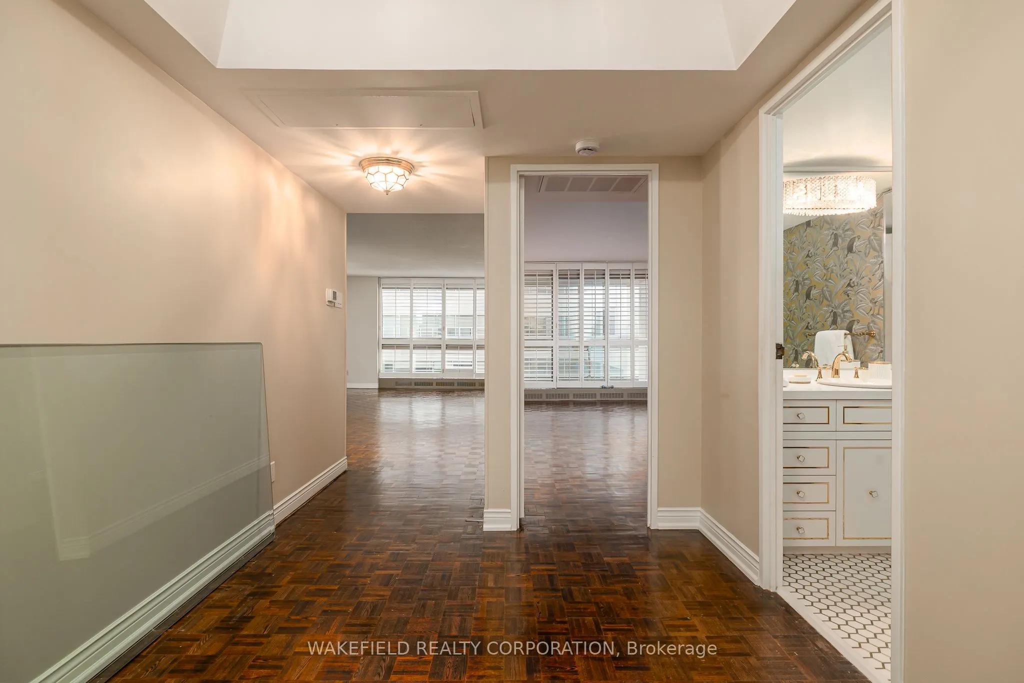 61 St Clair Avenue W #505