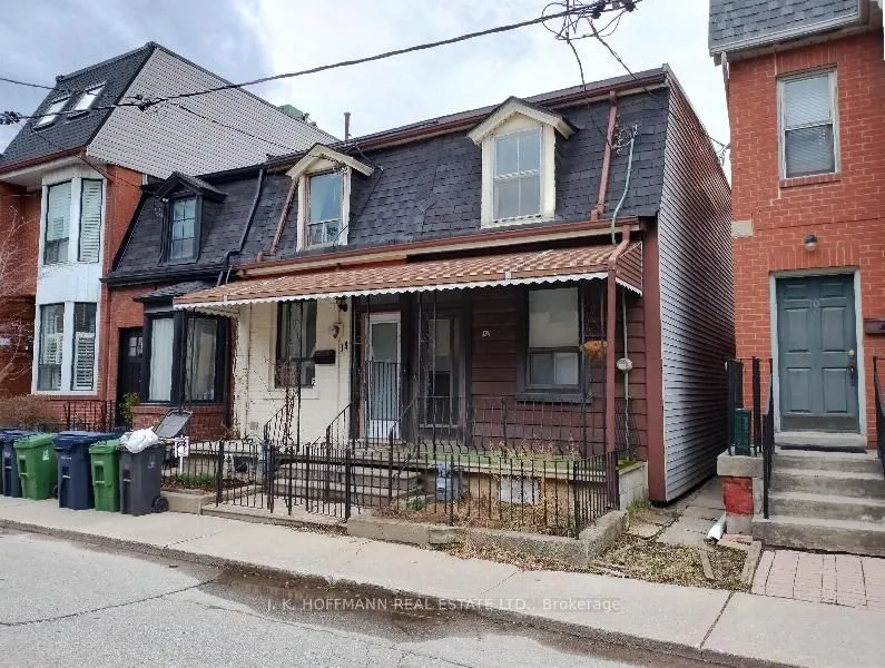 12 Whitaker Avenue