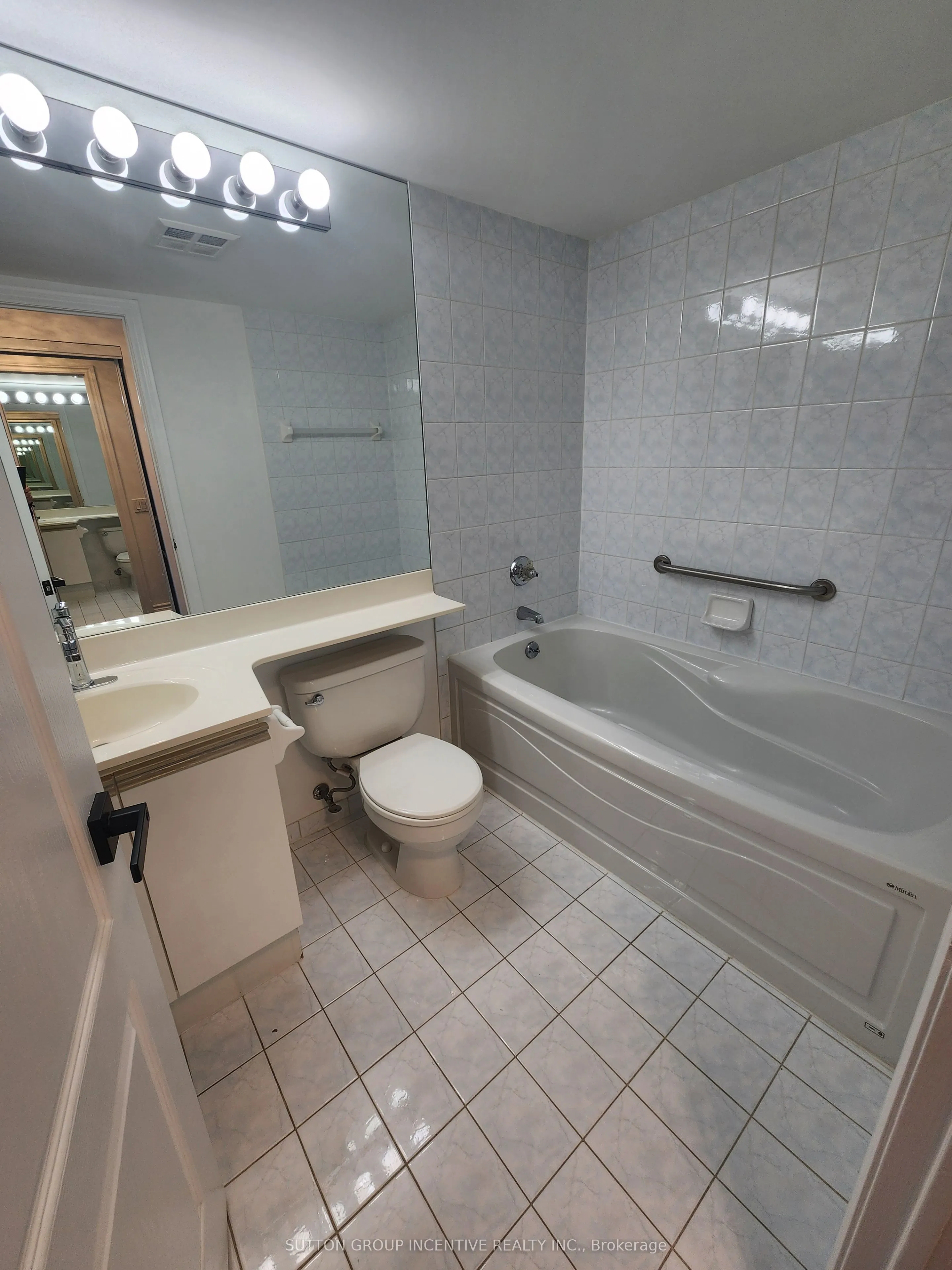 265 Ridley Boulevard #1803