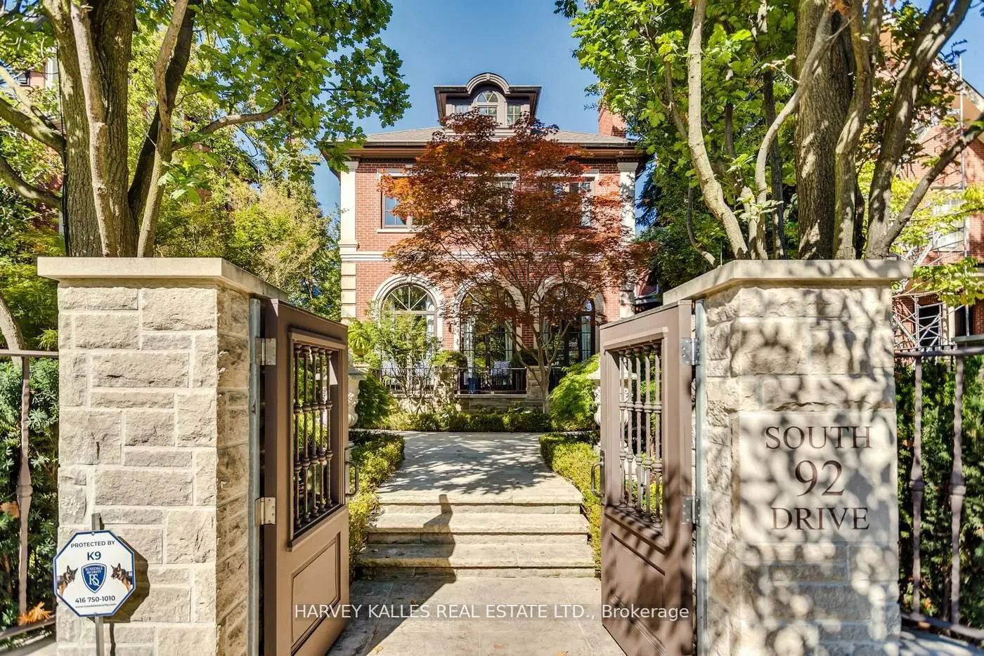 92 South Drive