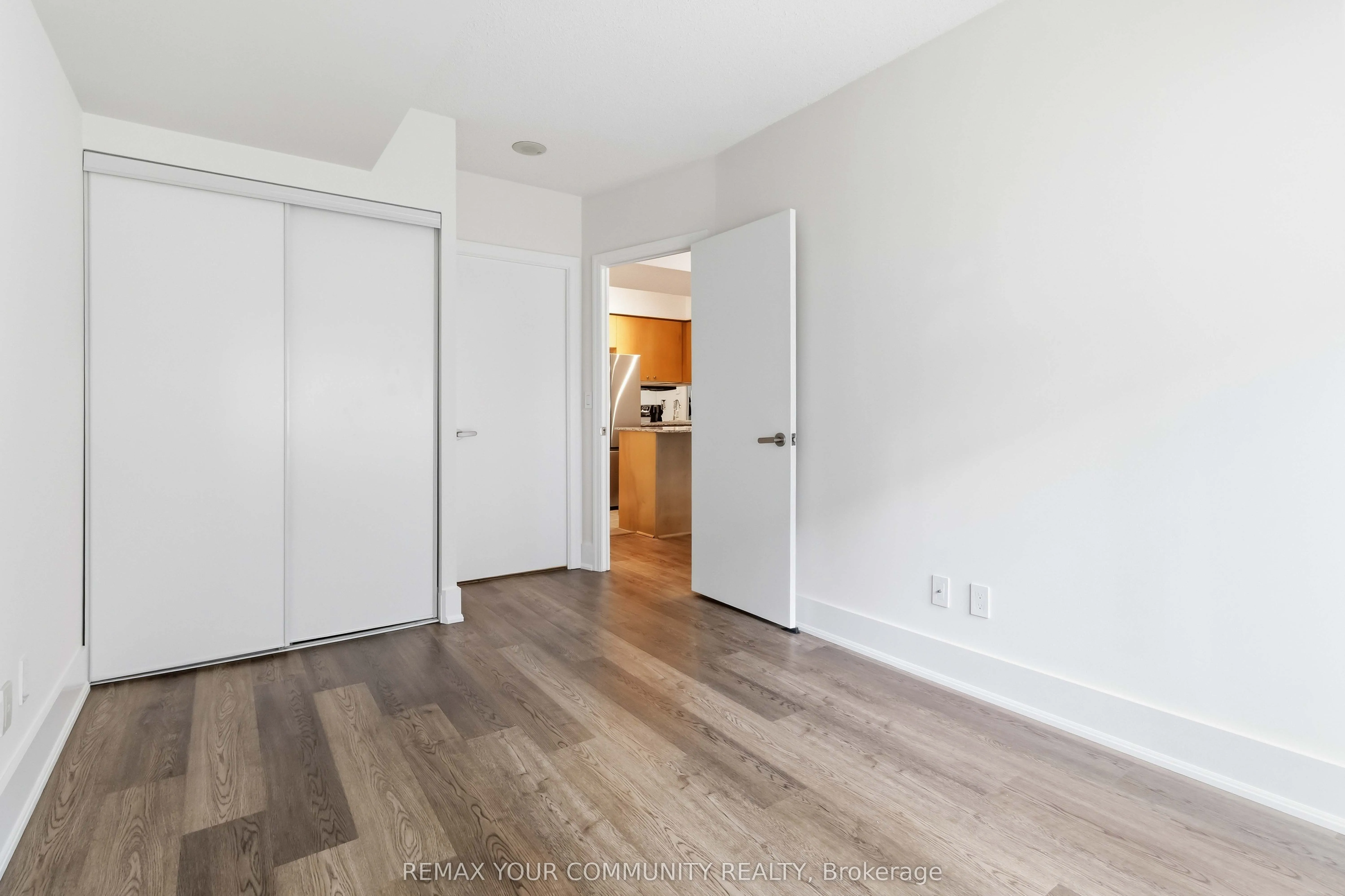 8 Scollard Street #606