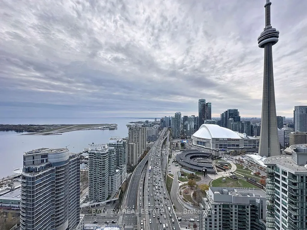 10 York Street #4110