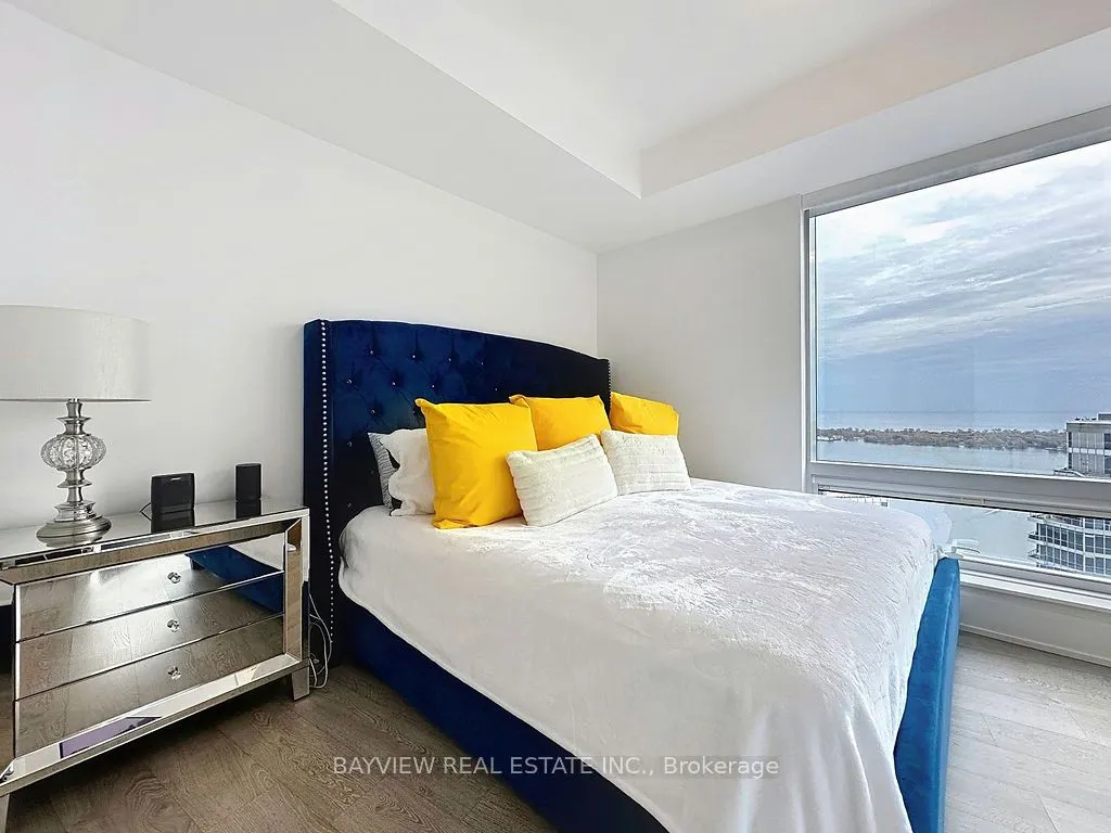 10 York Street #4110