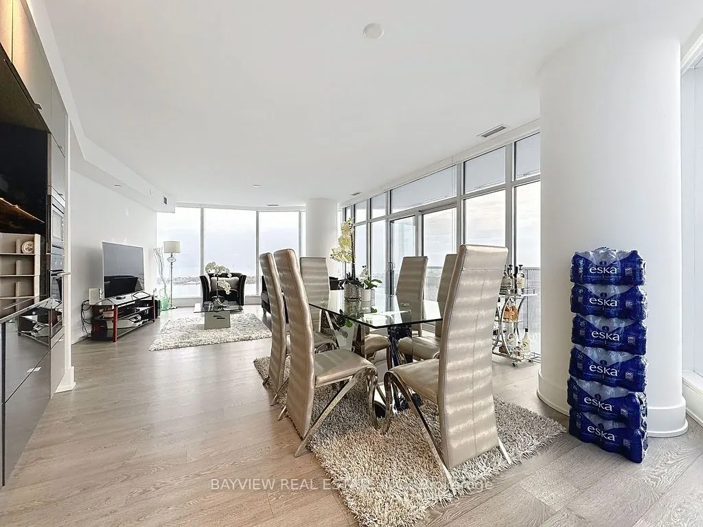 10 York Street #4110