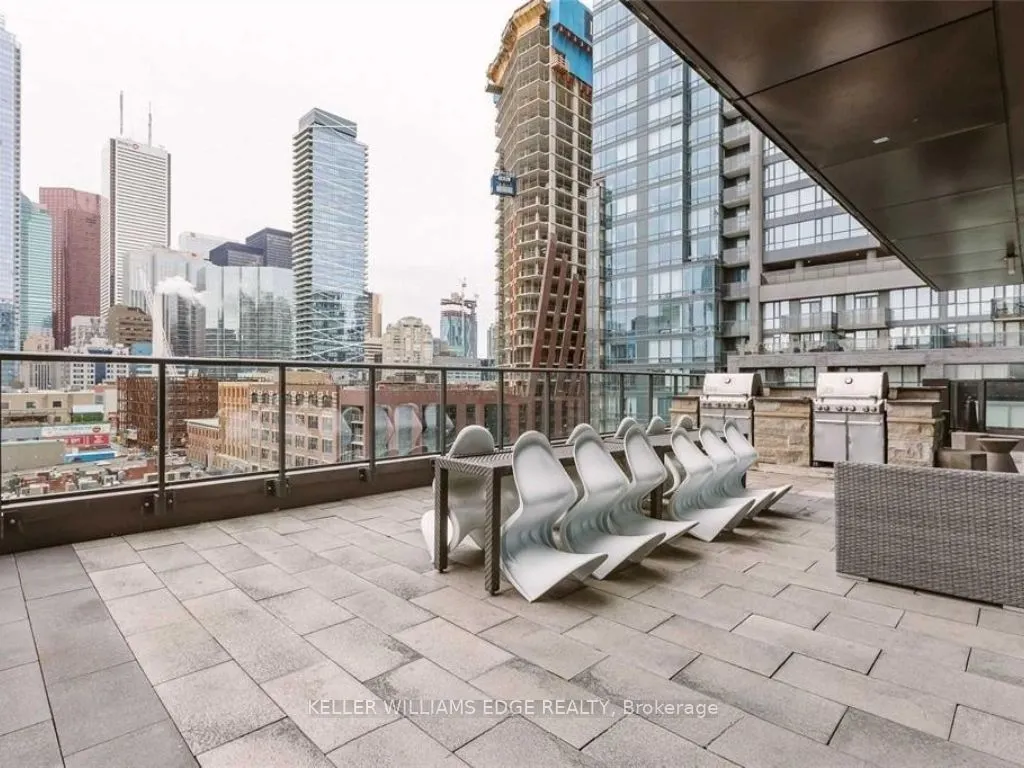 290 Adelaide Street W #2709