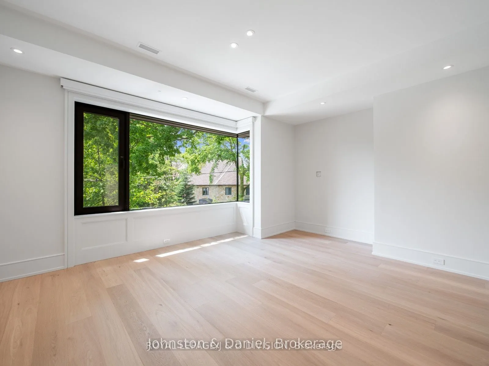 5 Fidelia Avenue