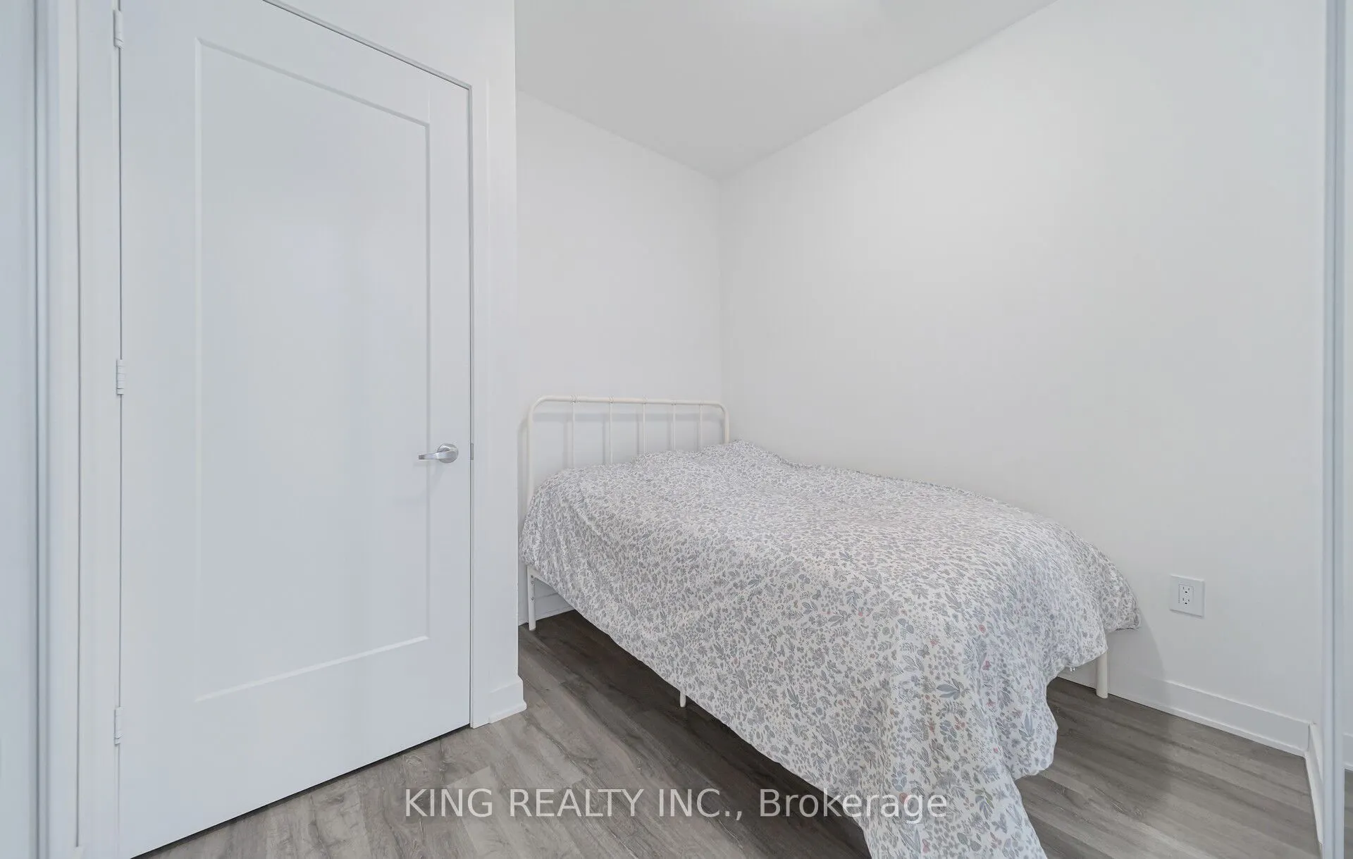 121 Lower Sherbourne Street S #233