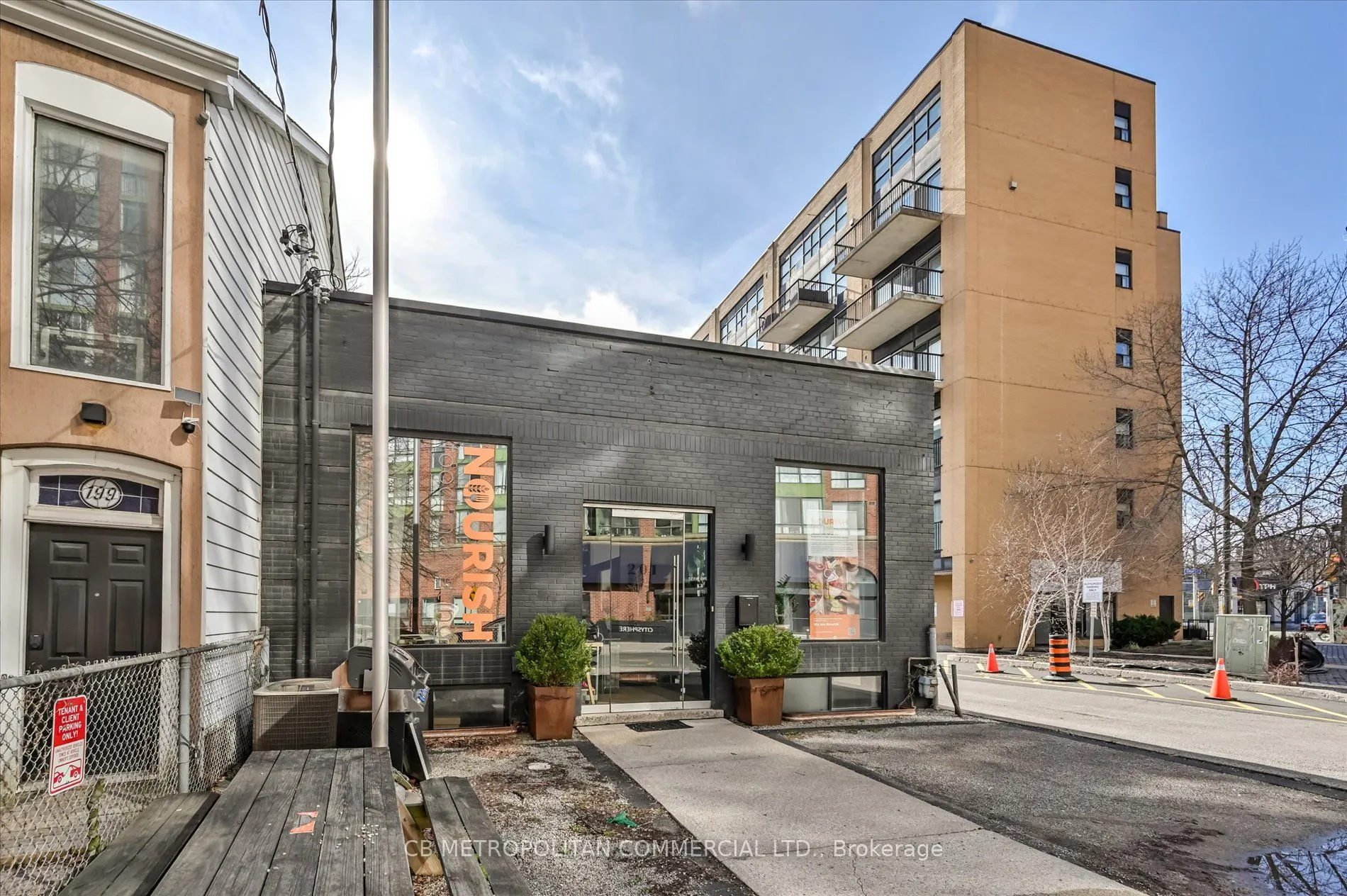 201 Niagara Street