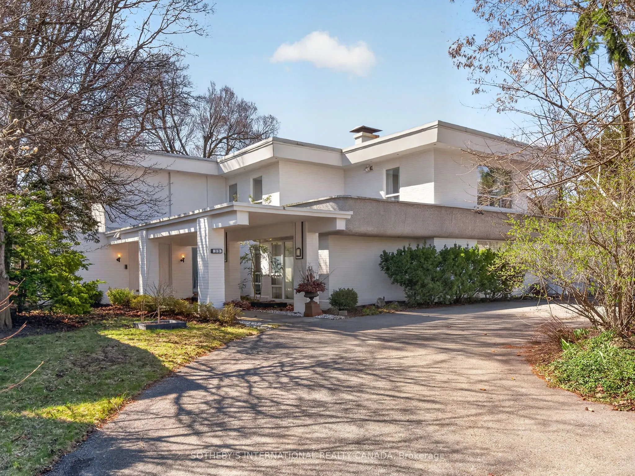 39 Burton Road