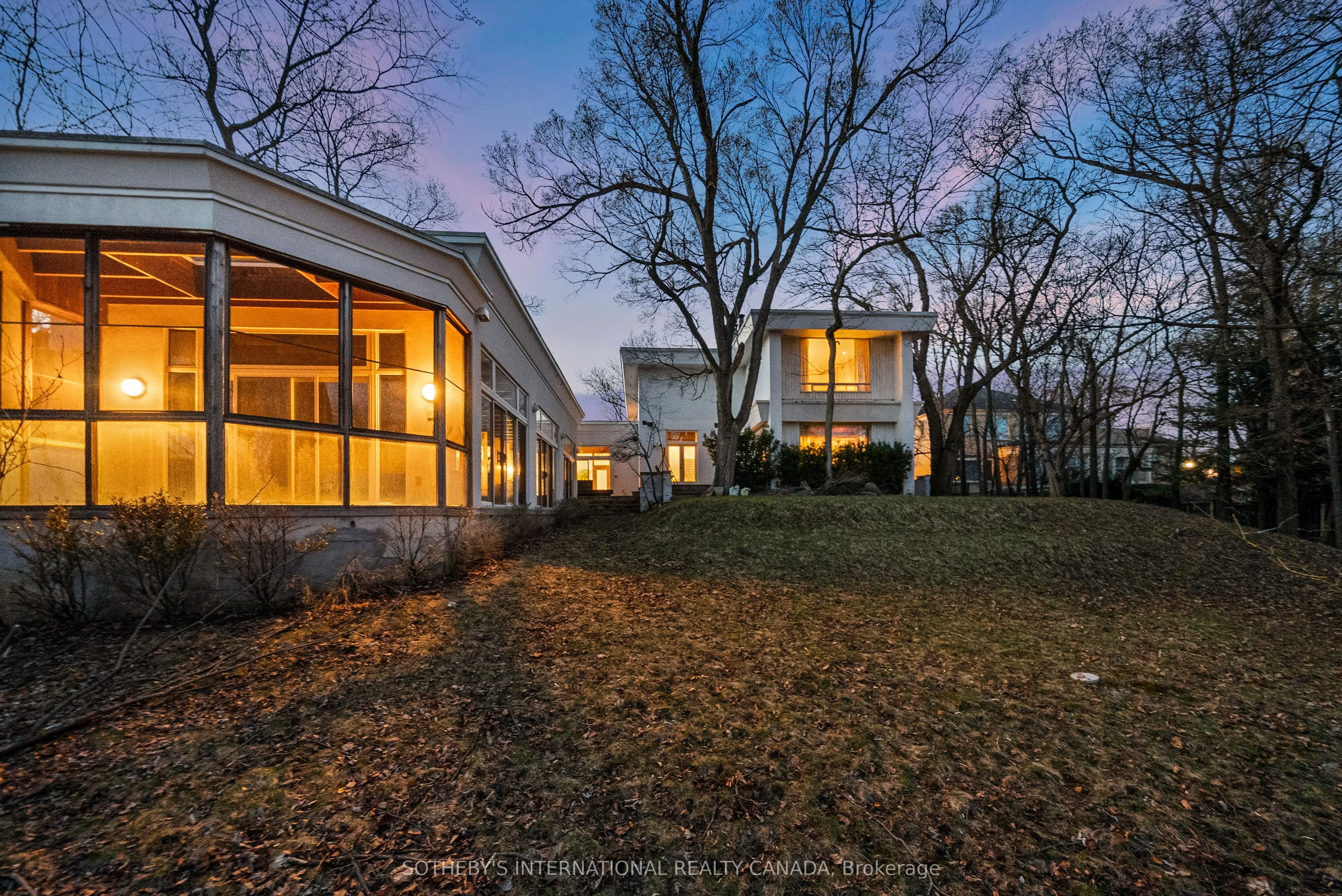 39 Burton Road