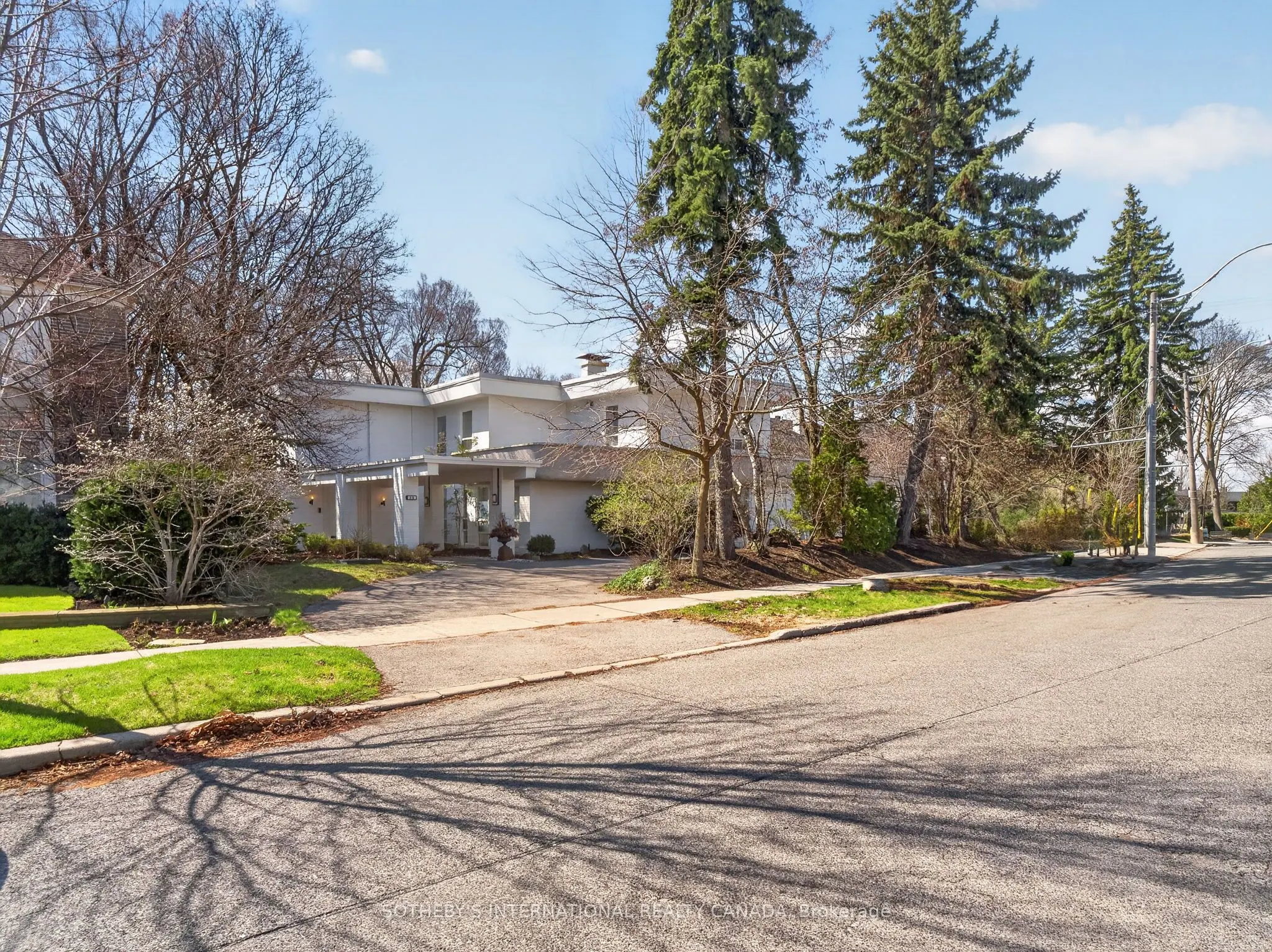 39 Burton Road