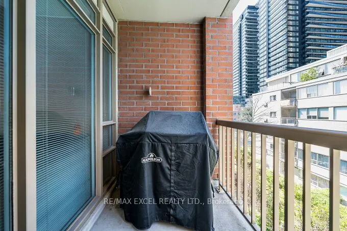 900 Mount Pleasant Road #426