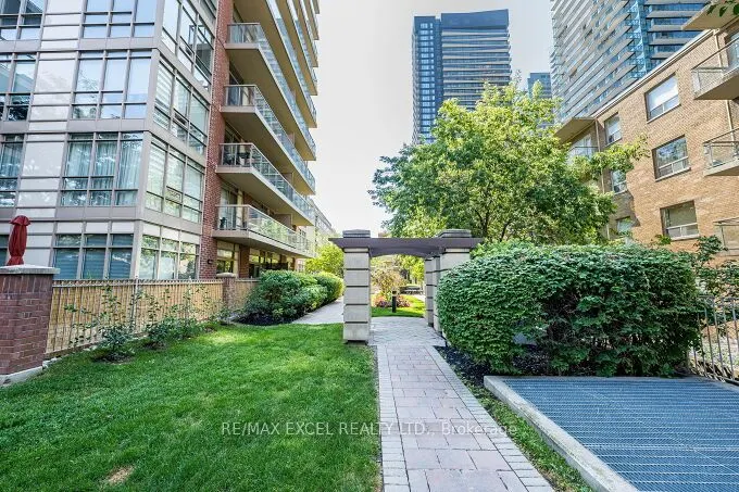 900 Mount Pleasant Road #426