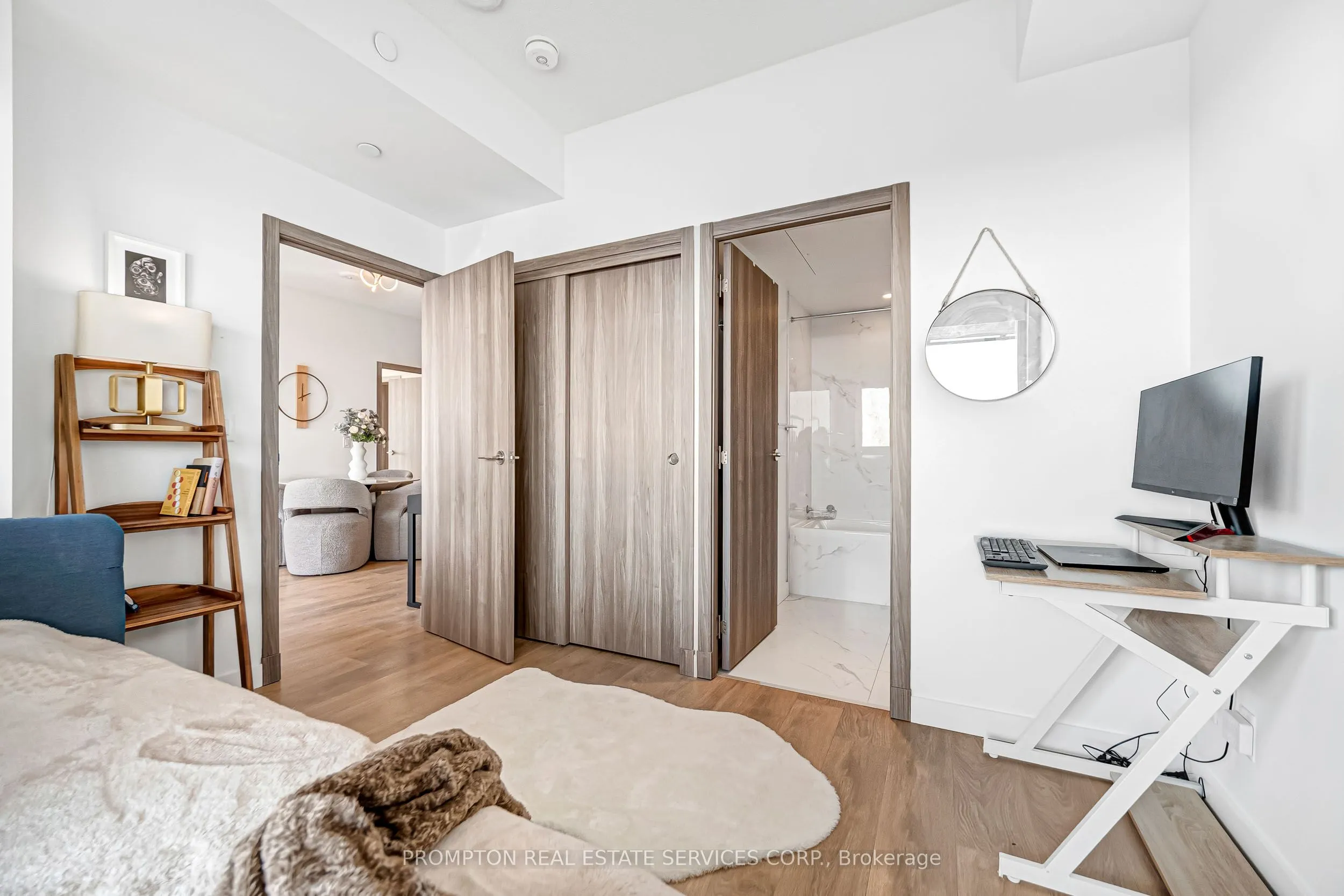 25 Mcmahon Drive #1803
