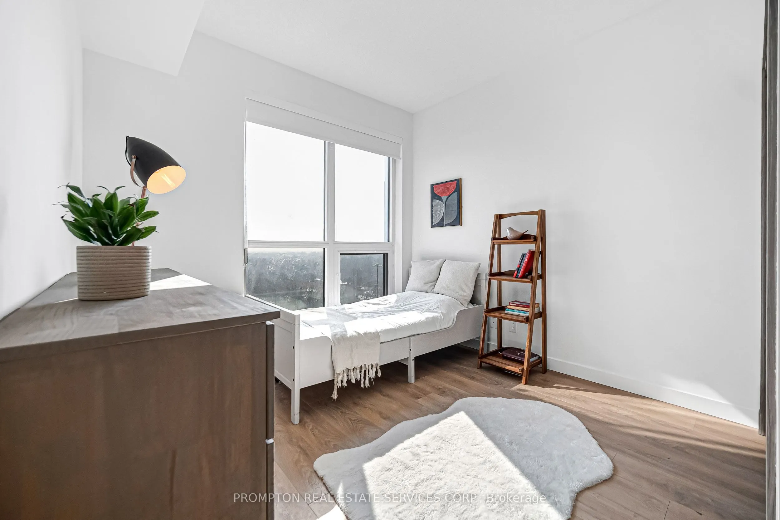 25 Mcmahon Drive #1803