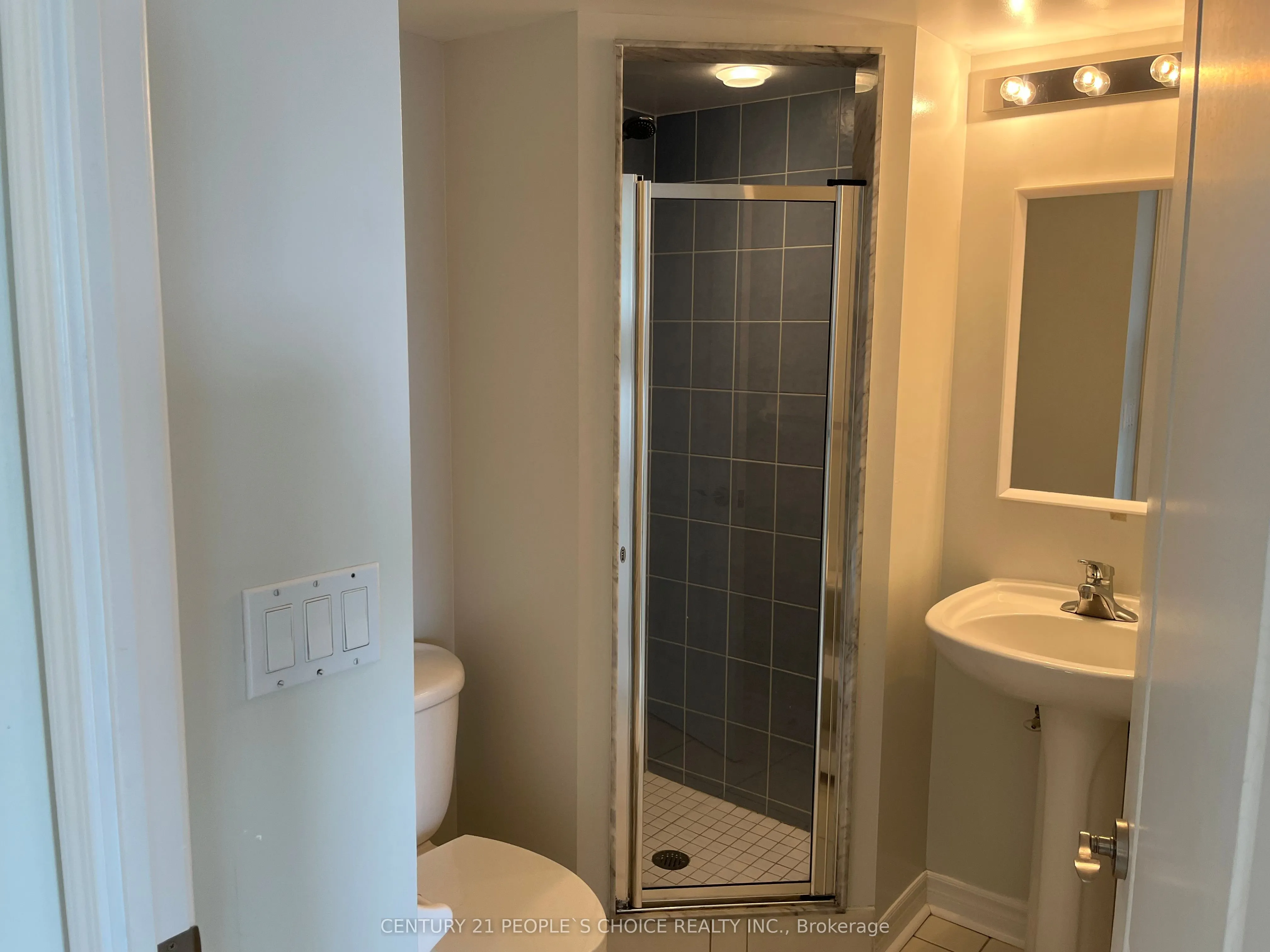 935 Sheppard Avenue W #603