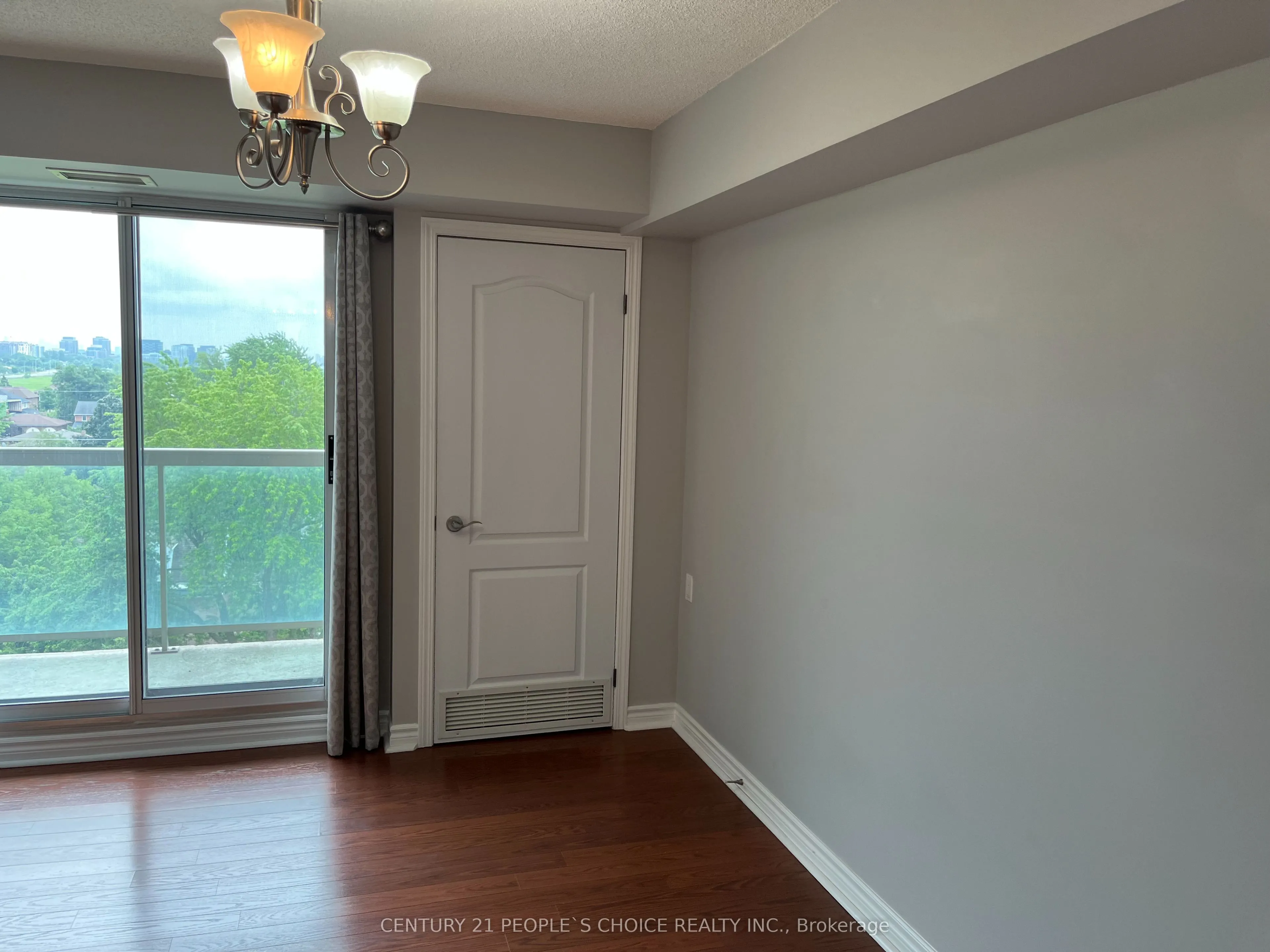 935 Sheppard Avenue W #603