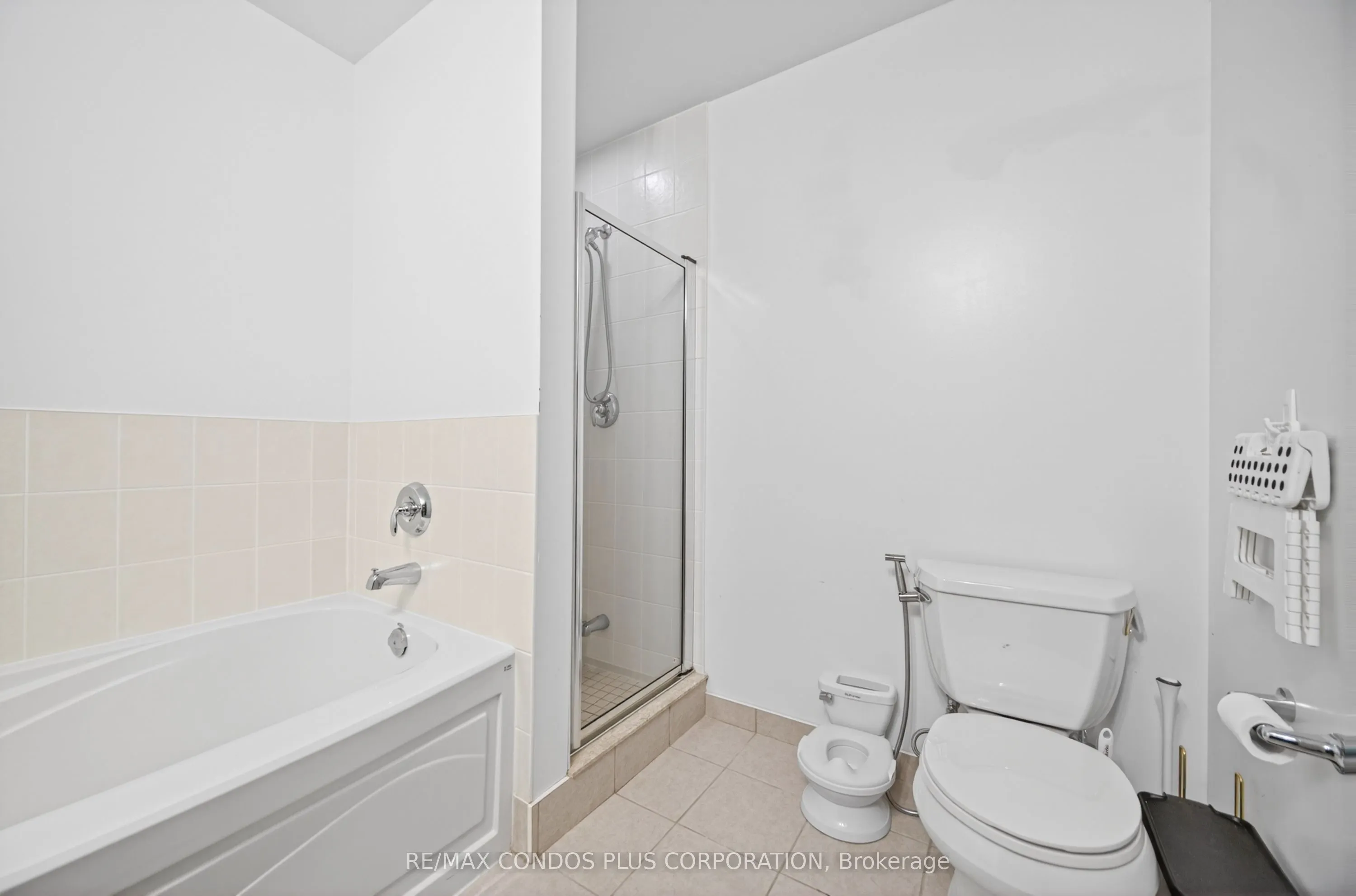 38 Grenville Street #4404