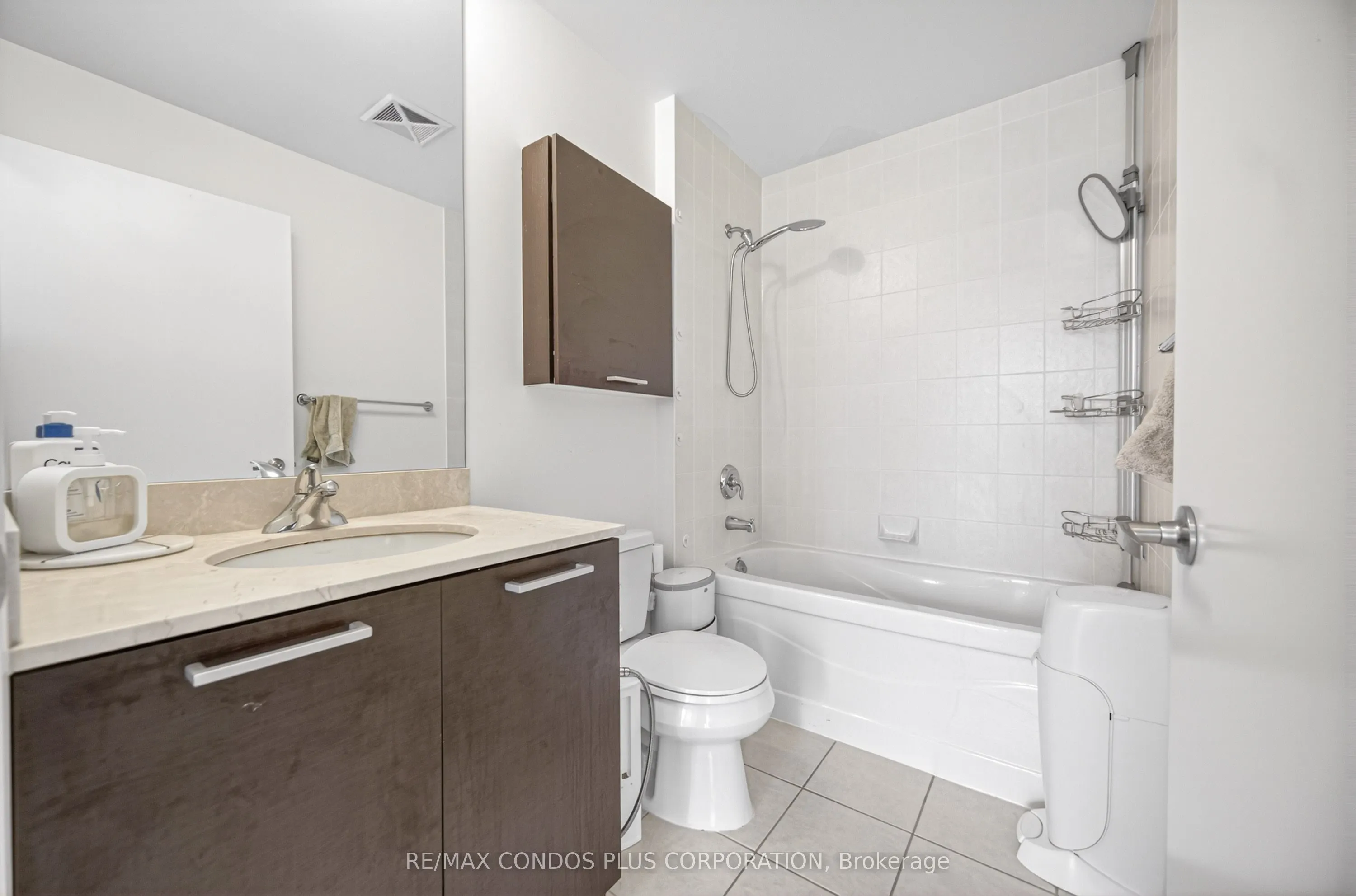 38 Grenville Street #4404