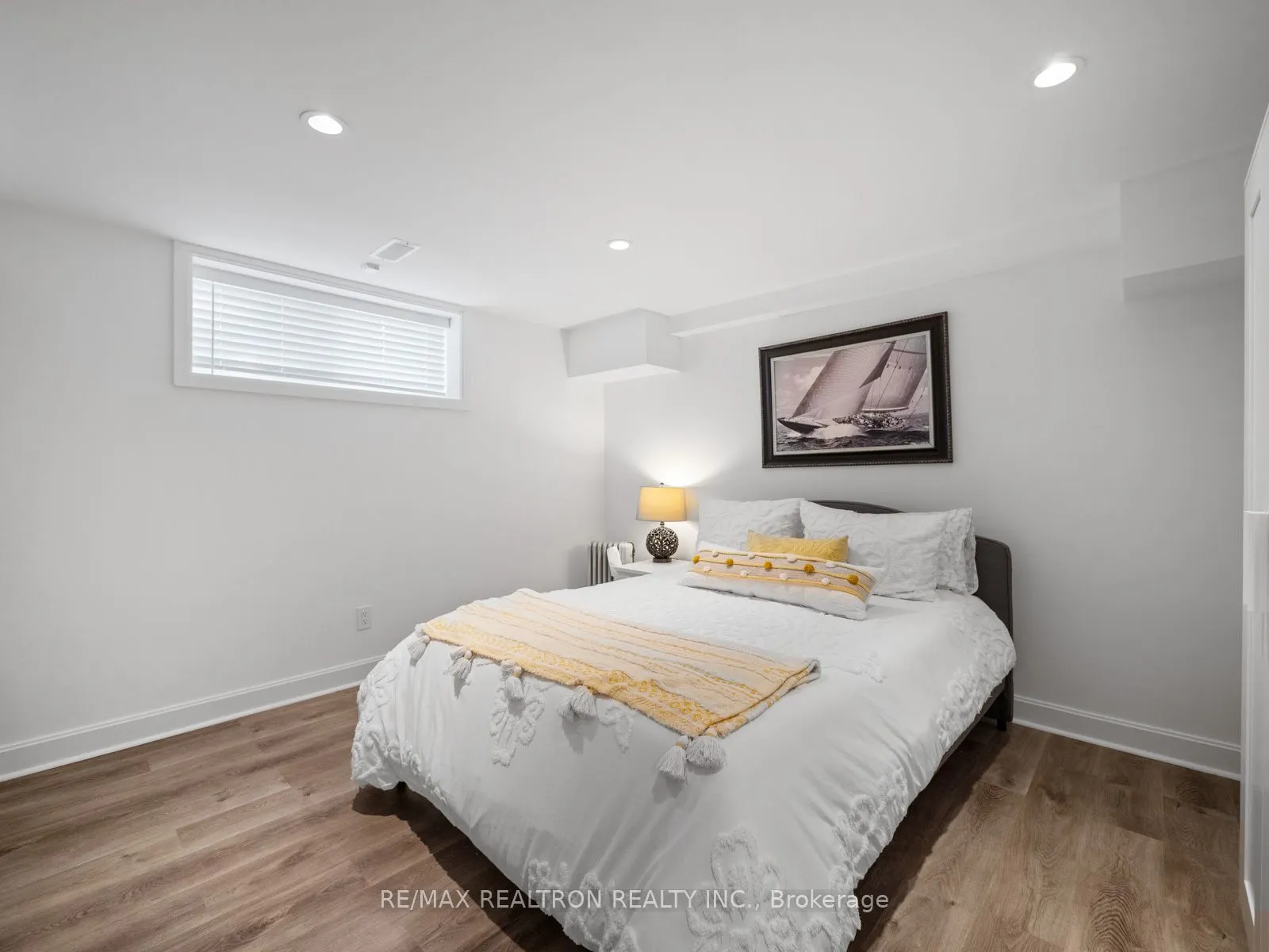 240 Maxwell Street