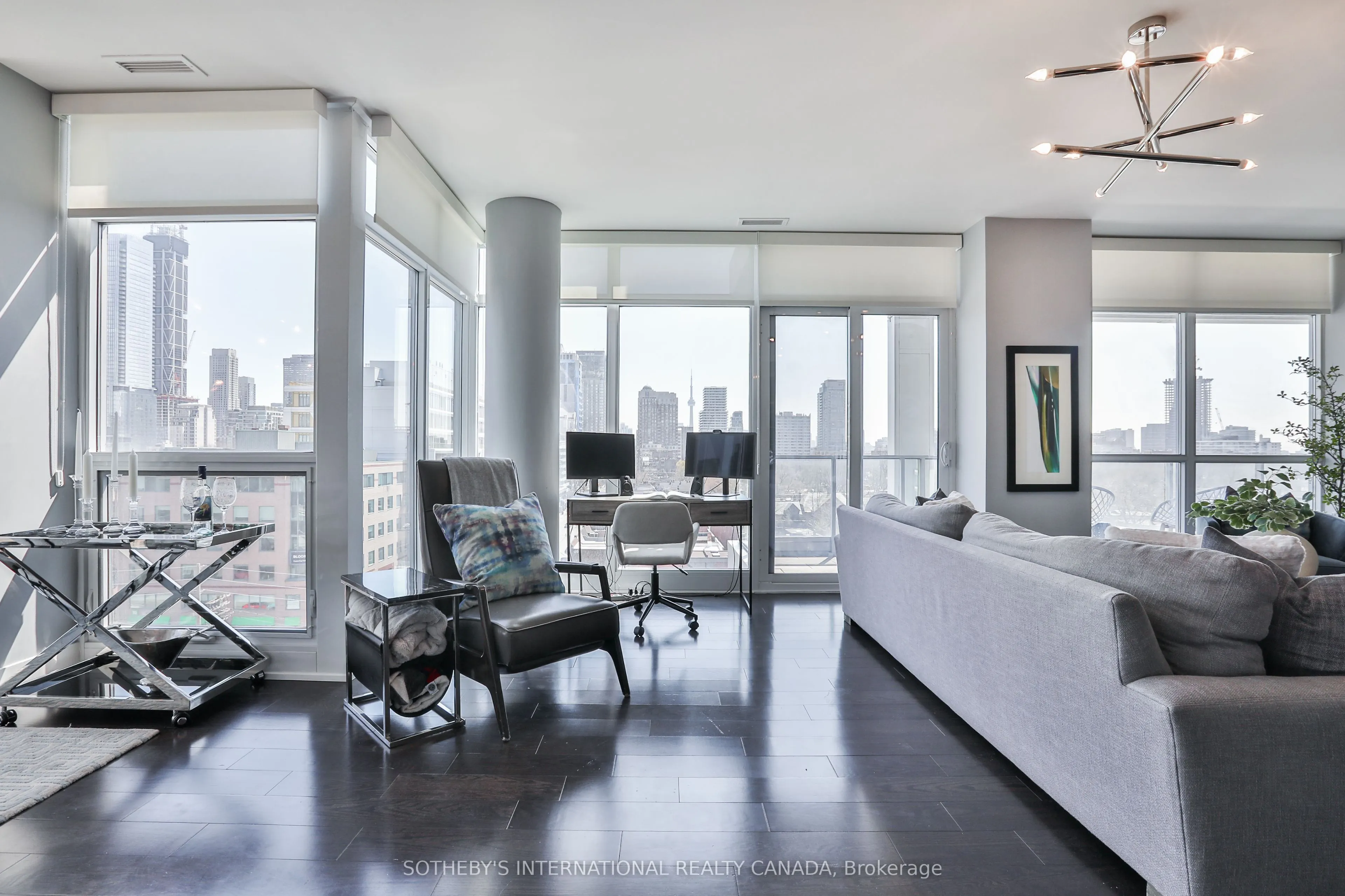 170 Avenue Road #811