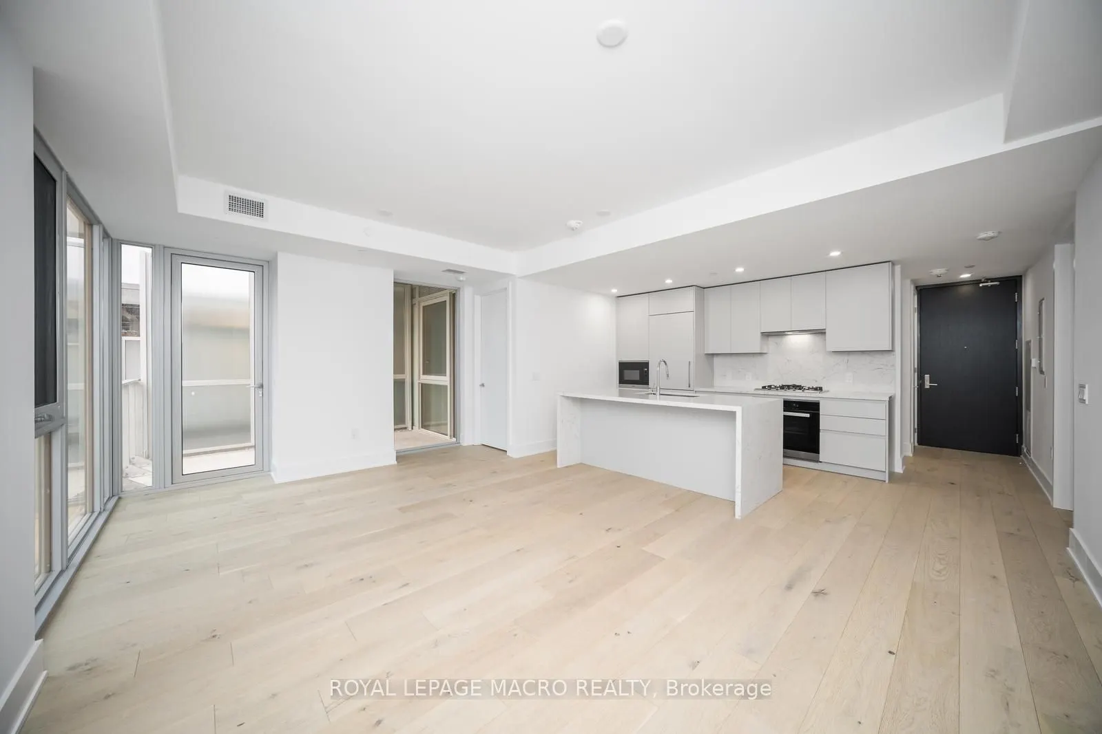 346 Davenport Road #403