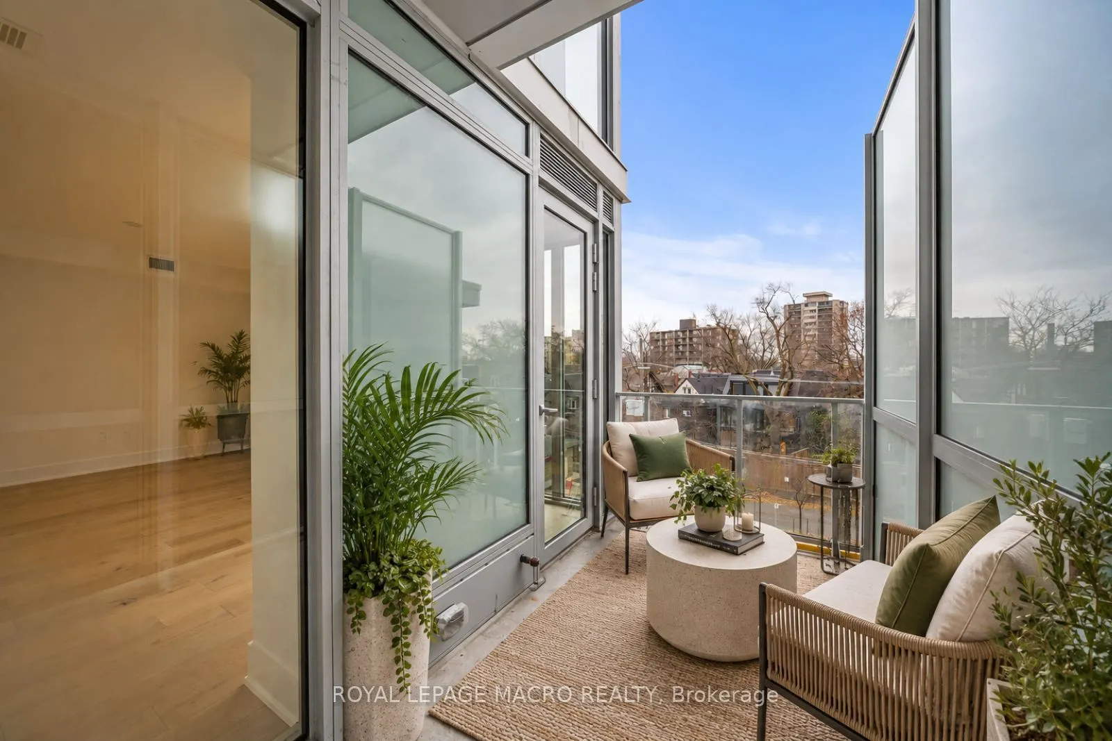 346 Davenport Road #403