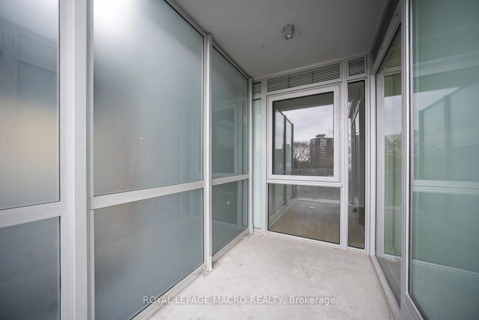 346 Davenport Road #403