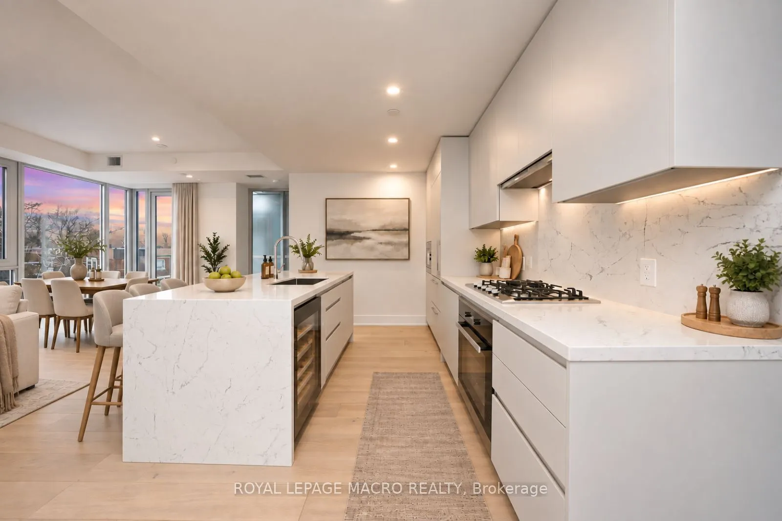 346 Davenport Road #403