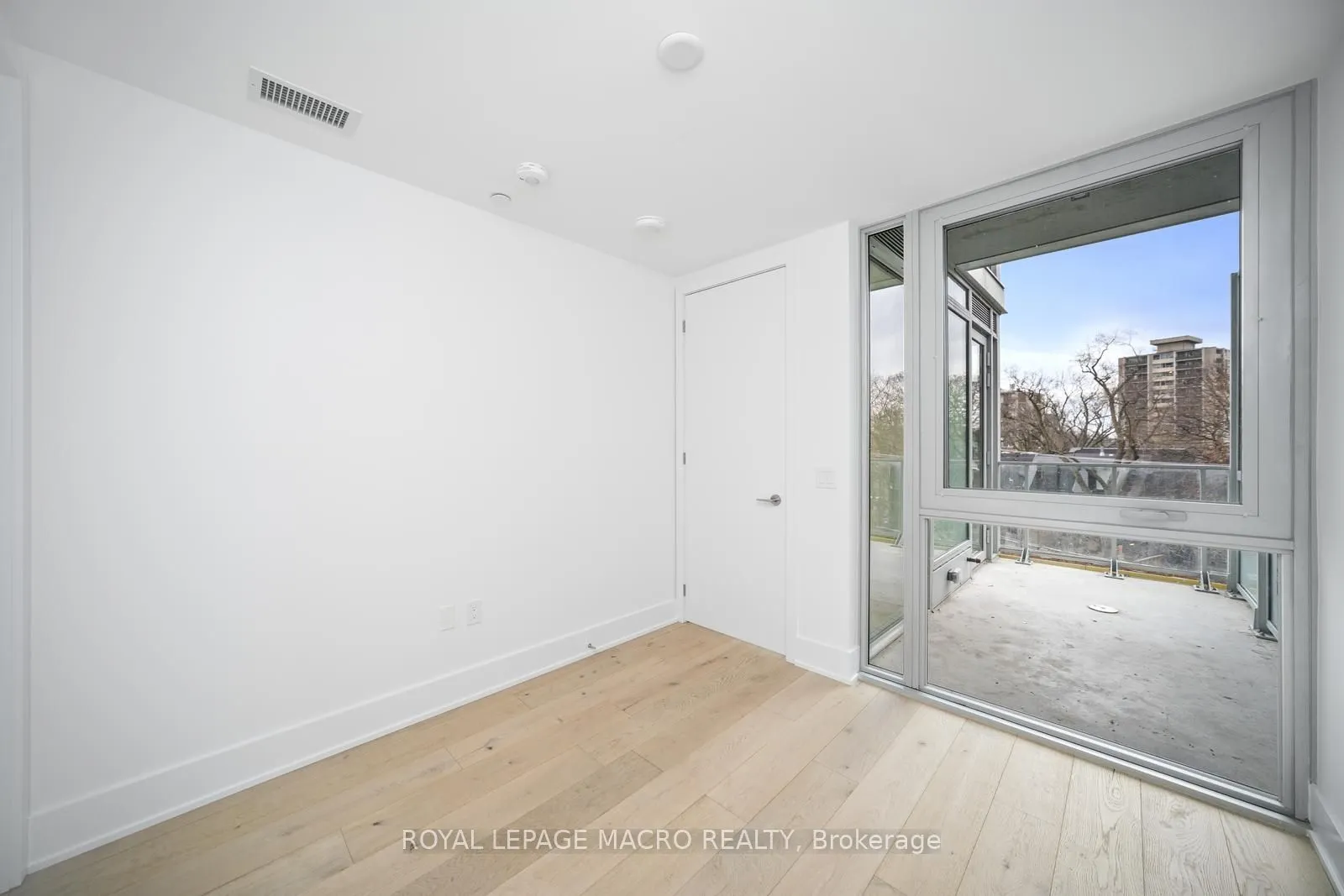 346 Davenport Road #403