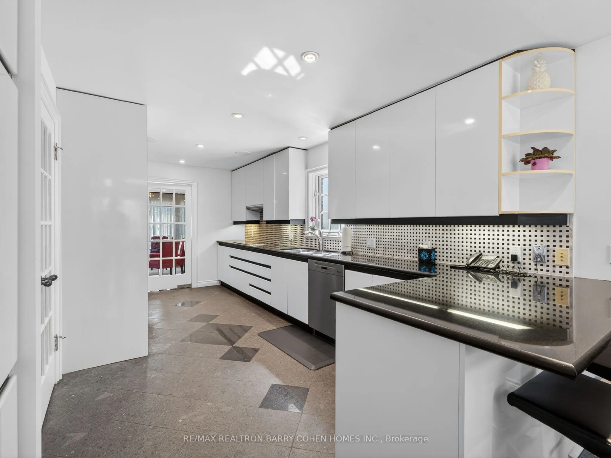 25 Harlington Road