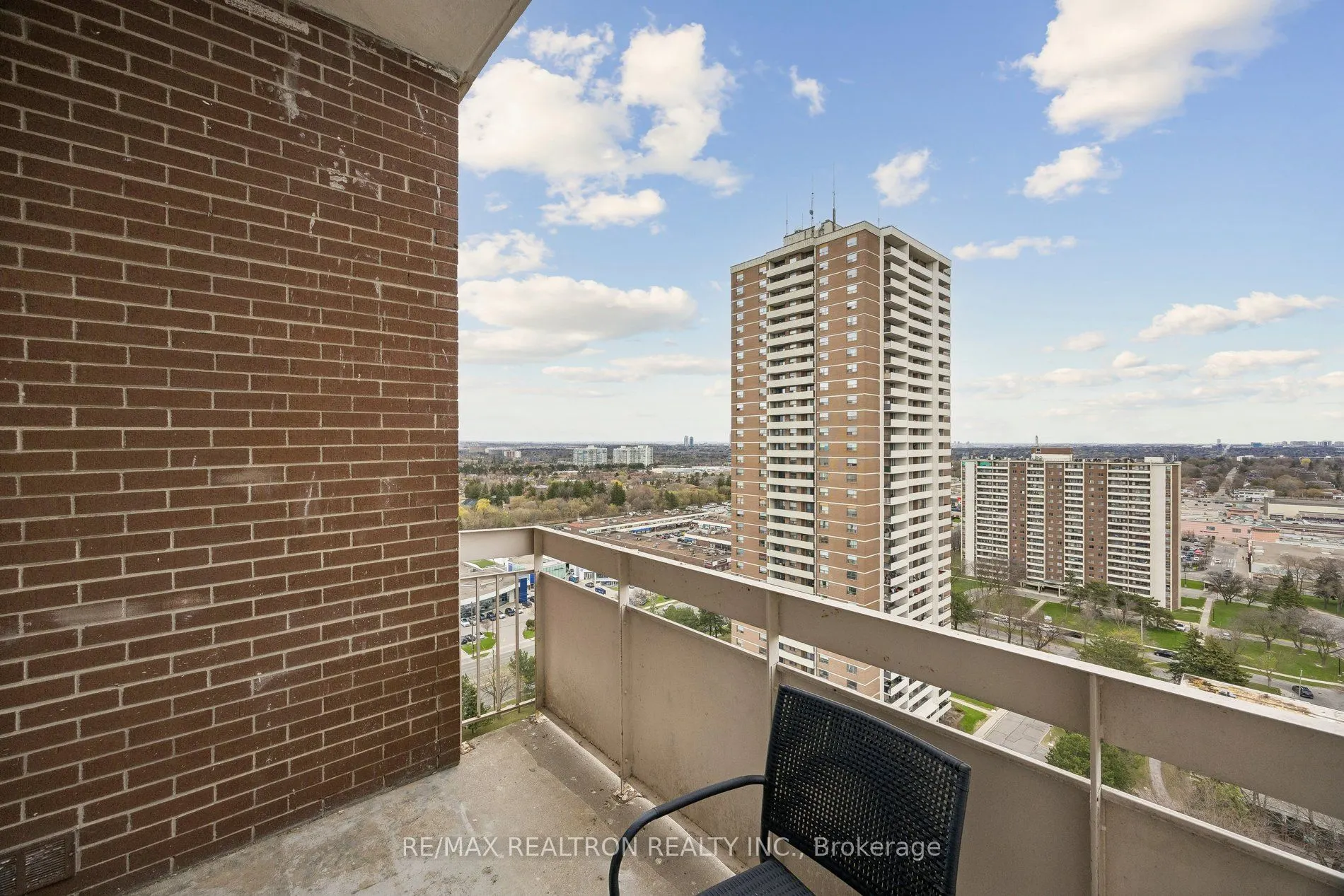 205 Hilda Avenue #2208