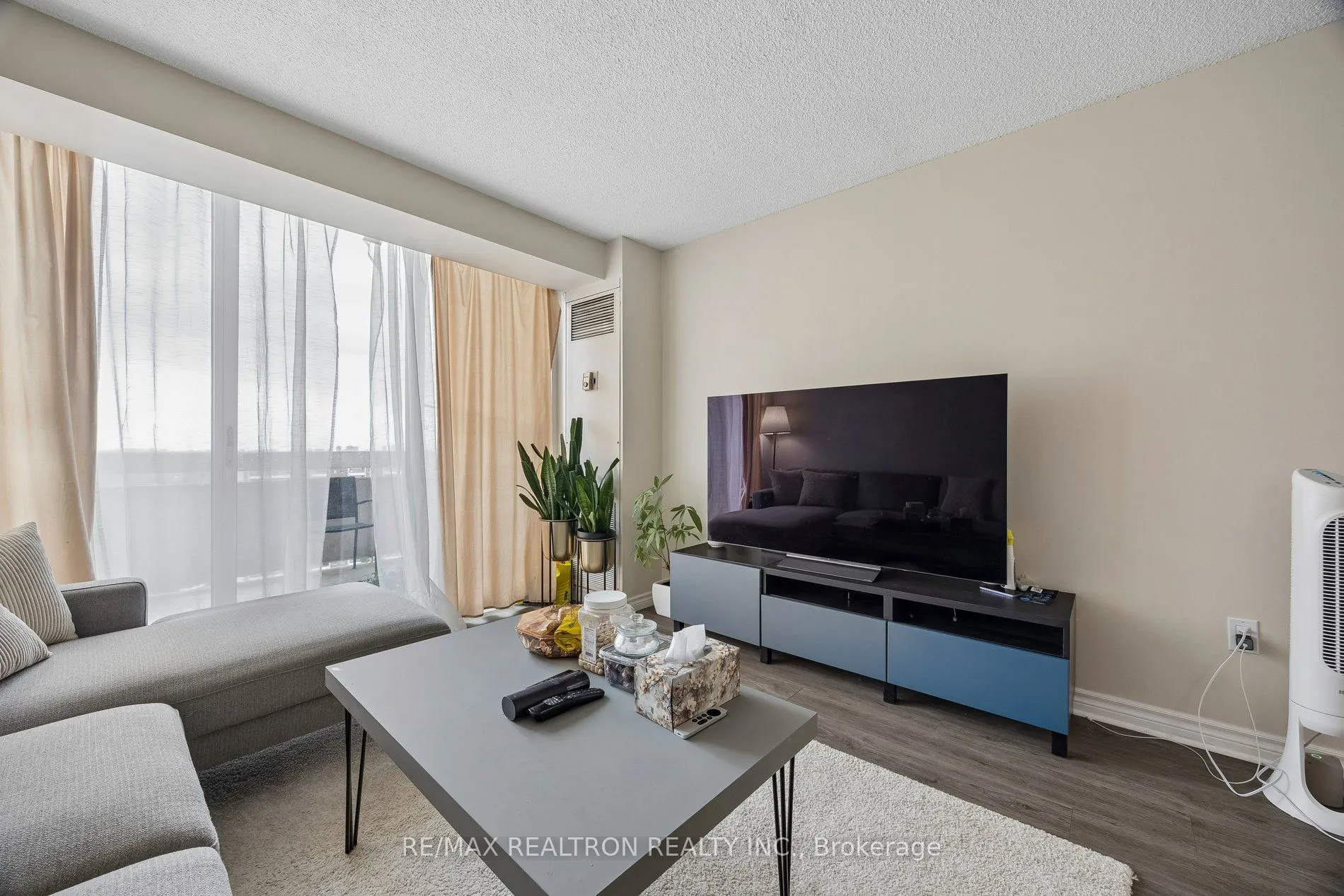 205 Hilda Avenue #2208