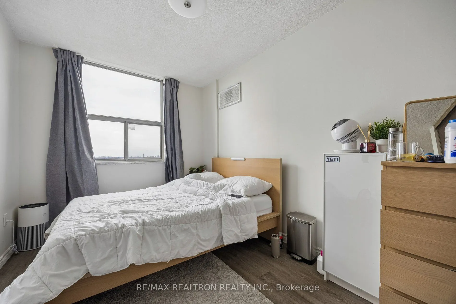 205 Hilda Avenue #2208