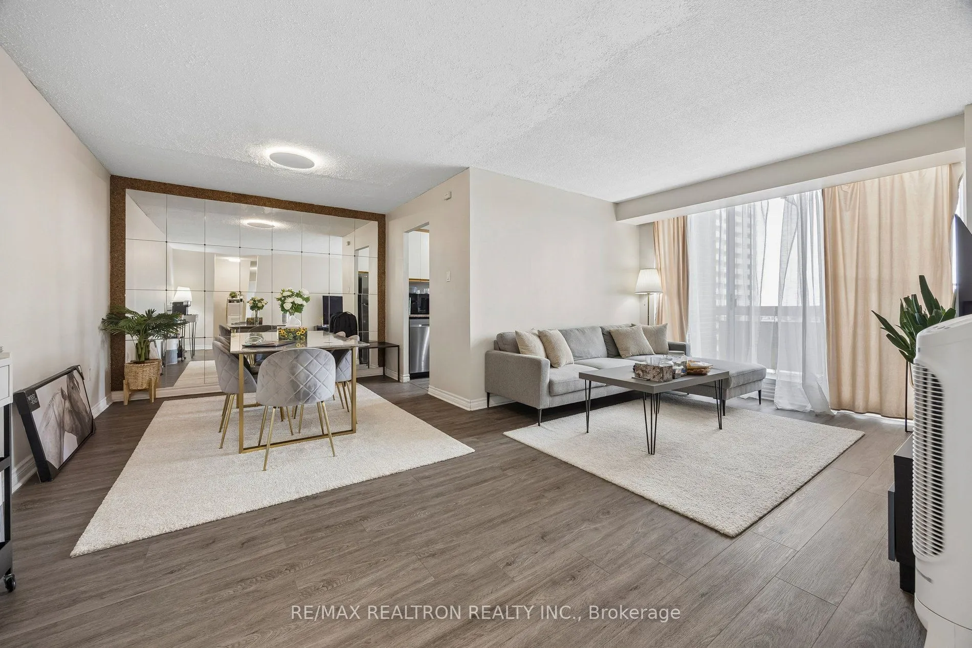 205 Hilda Avenue #2208